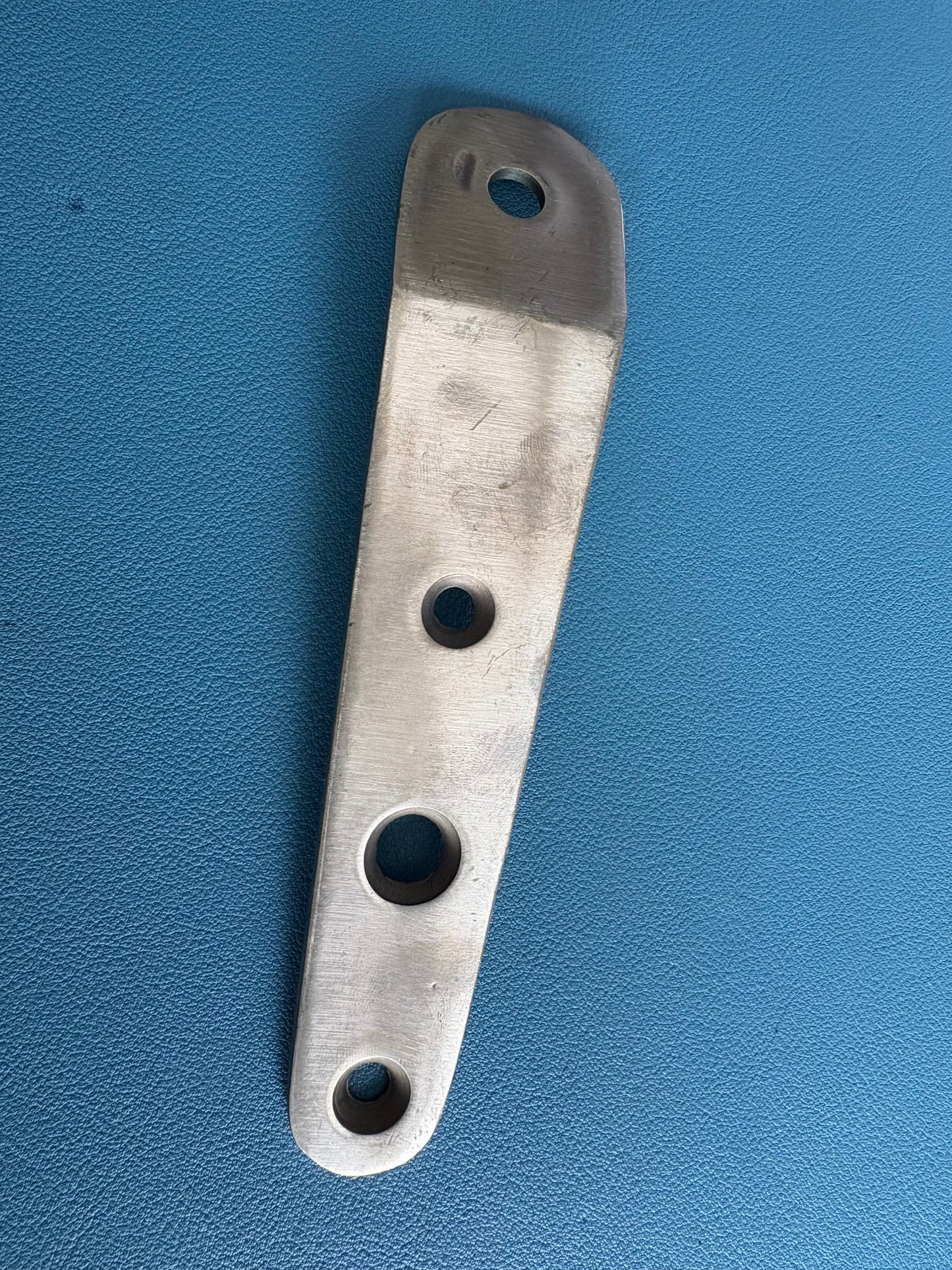 Bronze Mast Tang - 5 3/4"