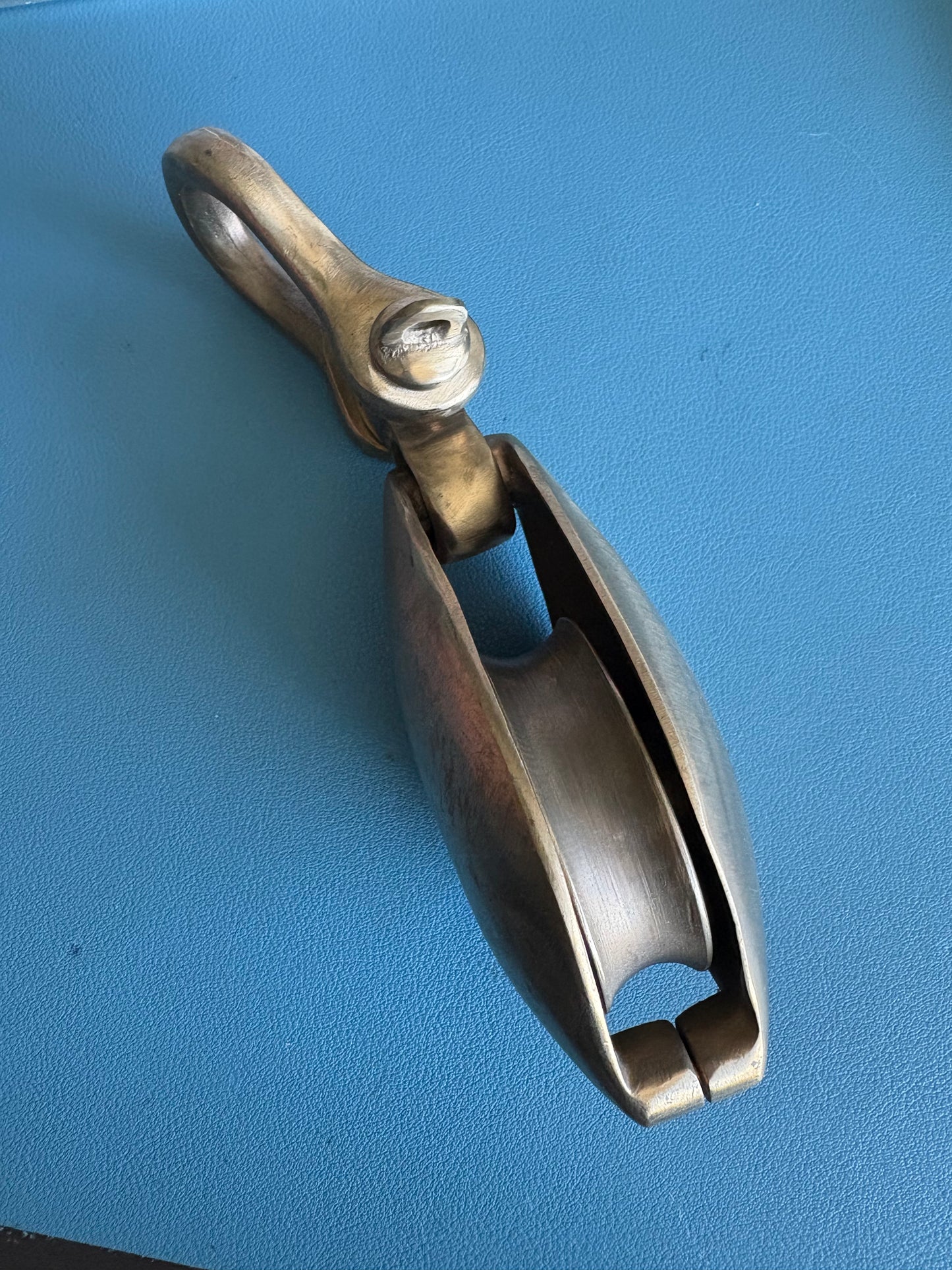 Bronze Single Block 1/2" line with Bow Shackle