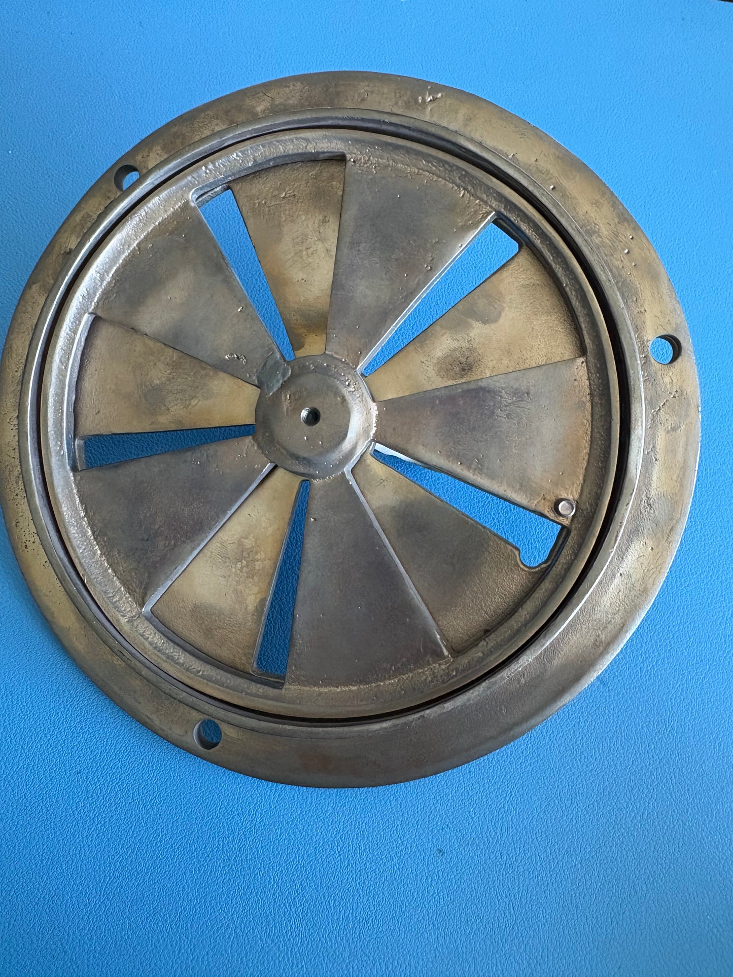 Bronze Circular Vent