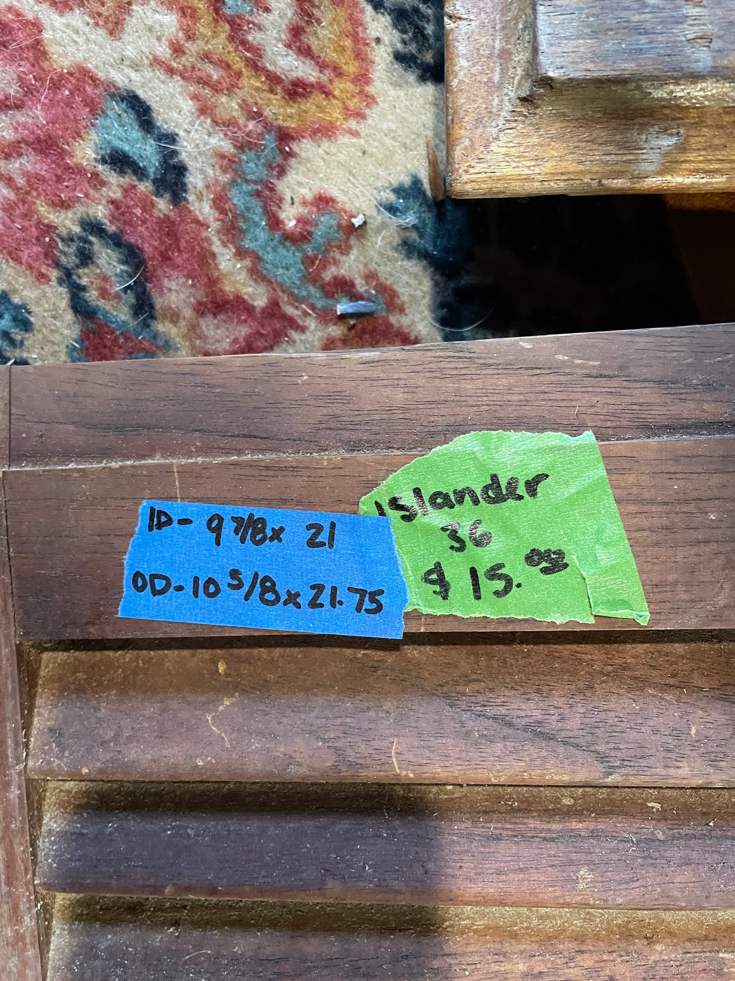 Islander 36 Tall Louvered Interior Door- ID 9 7/8” W x 21” T #113