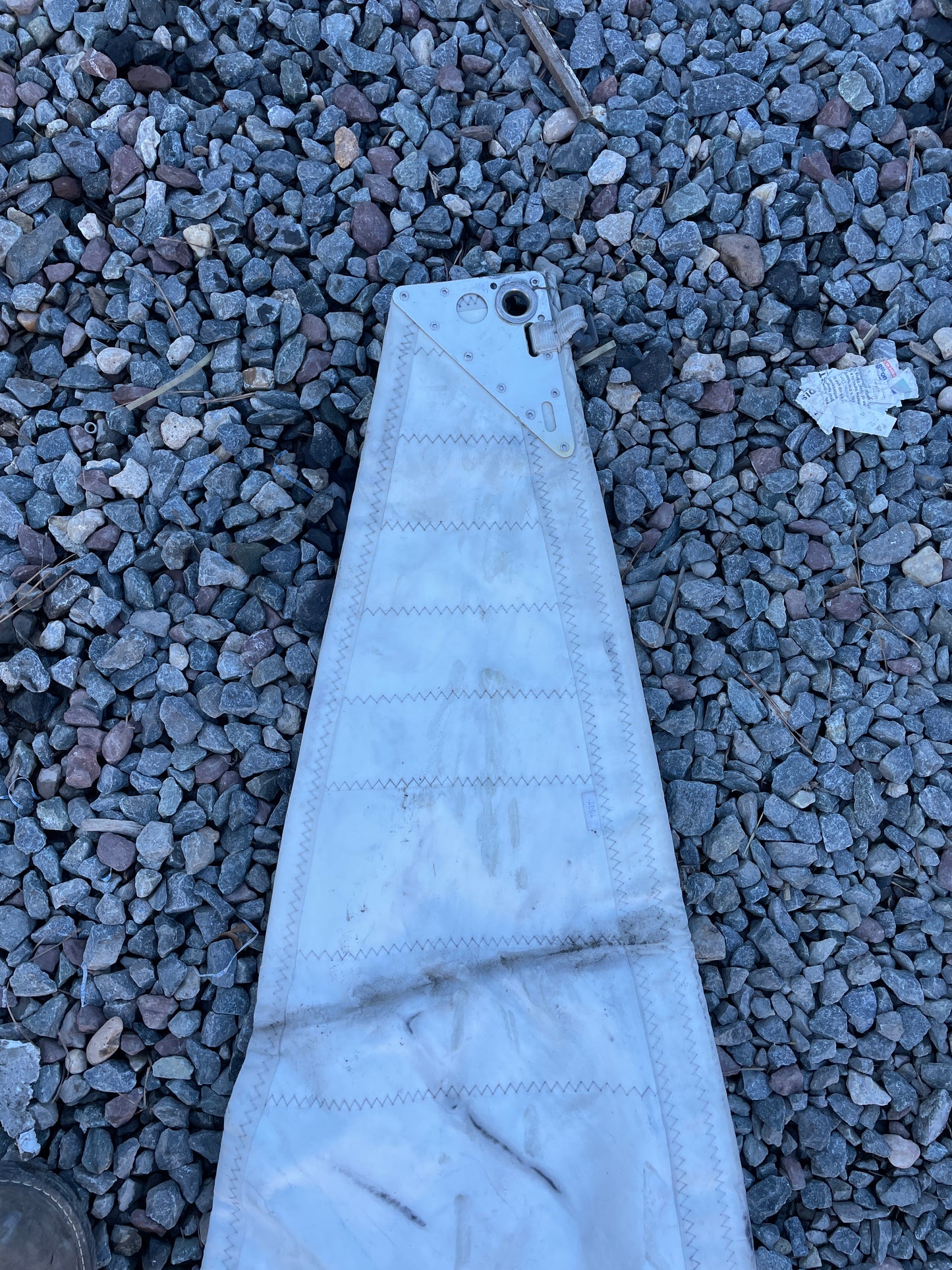 Catalina 27 Mainsail- 29’4” x 27’7” x 10’4”
