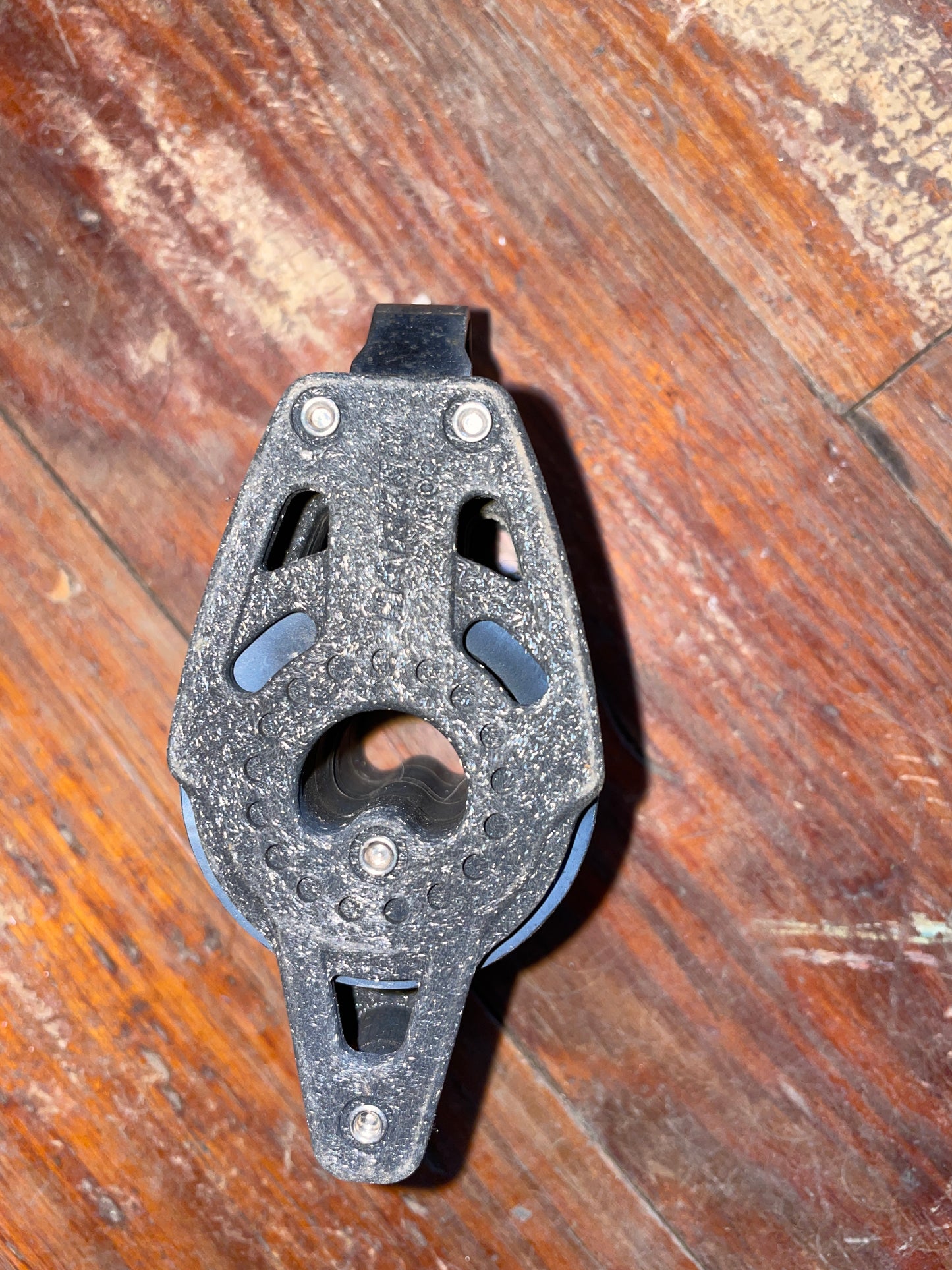 Harken 40C 1 5/8” Double Sheave With Becket- 3/8” Line