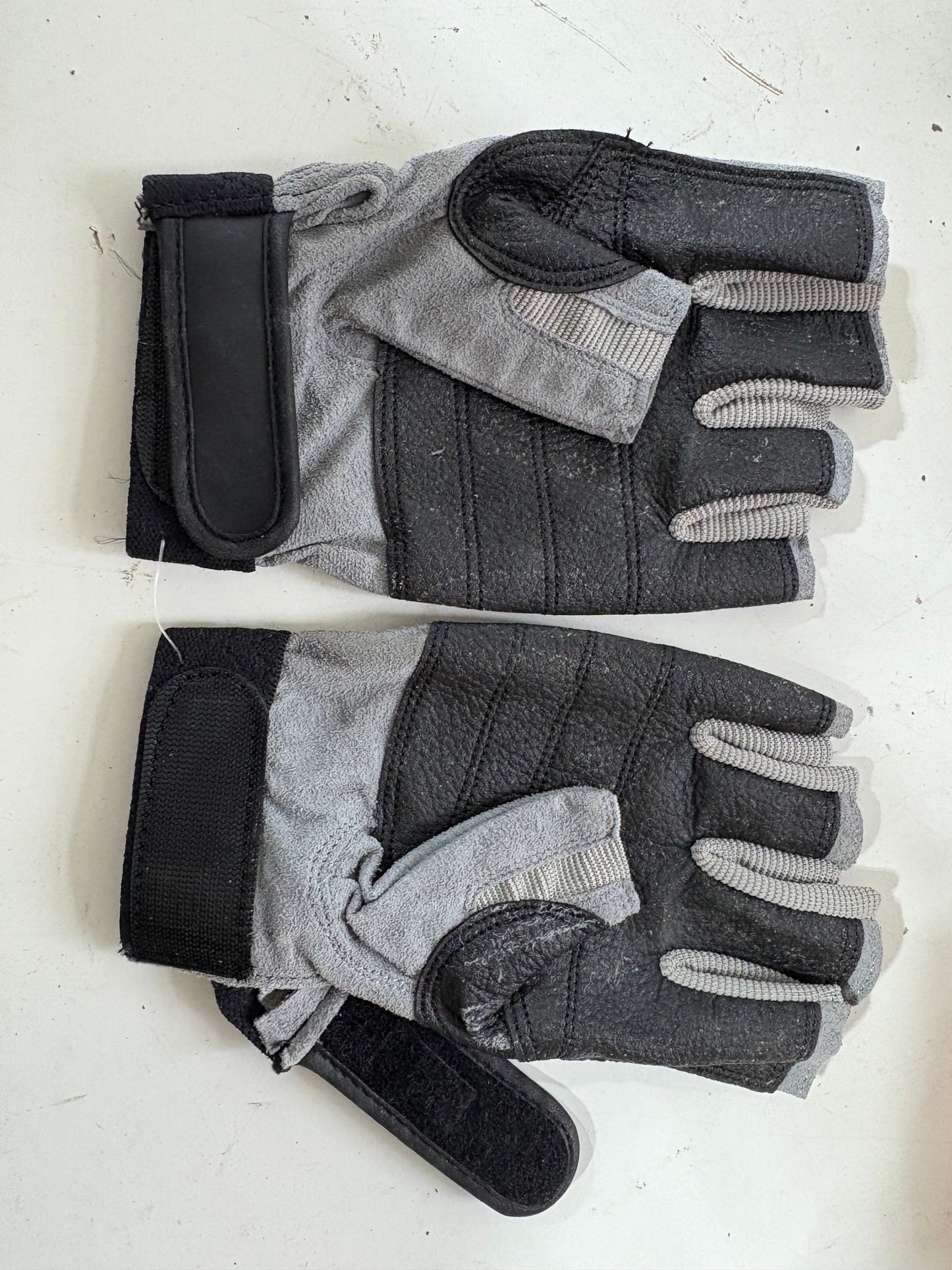 NEW Harken Sailing Gloves