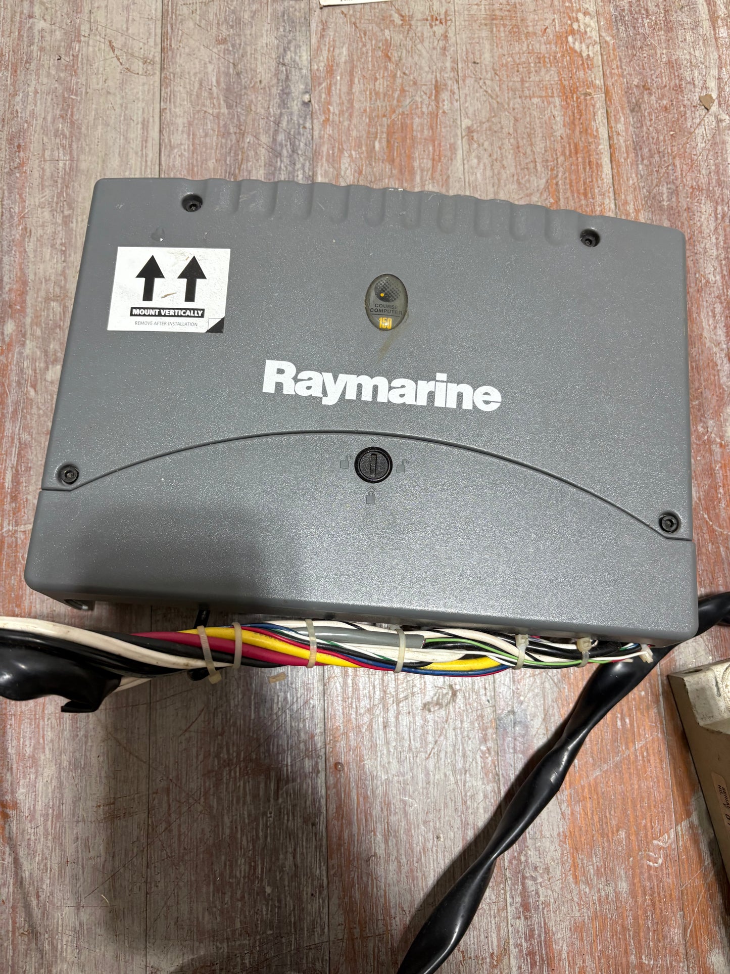 Raymarine Course Computer 150 Auto Pilot with Calmec Drive