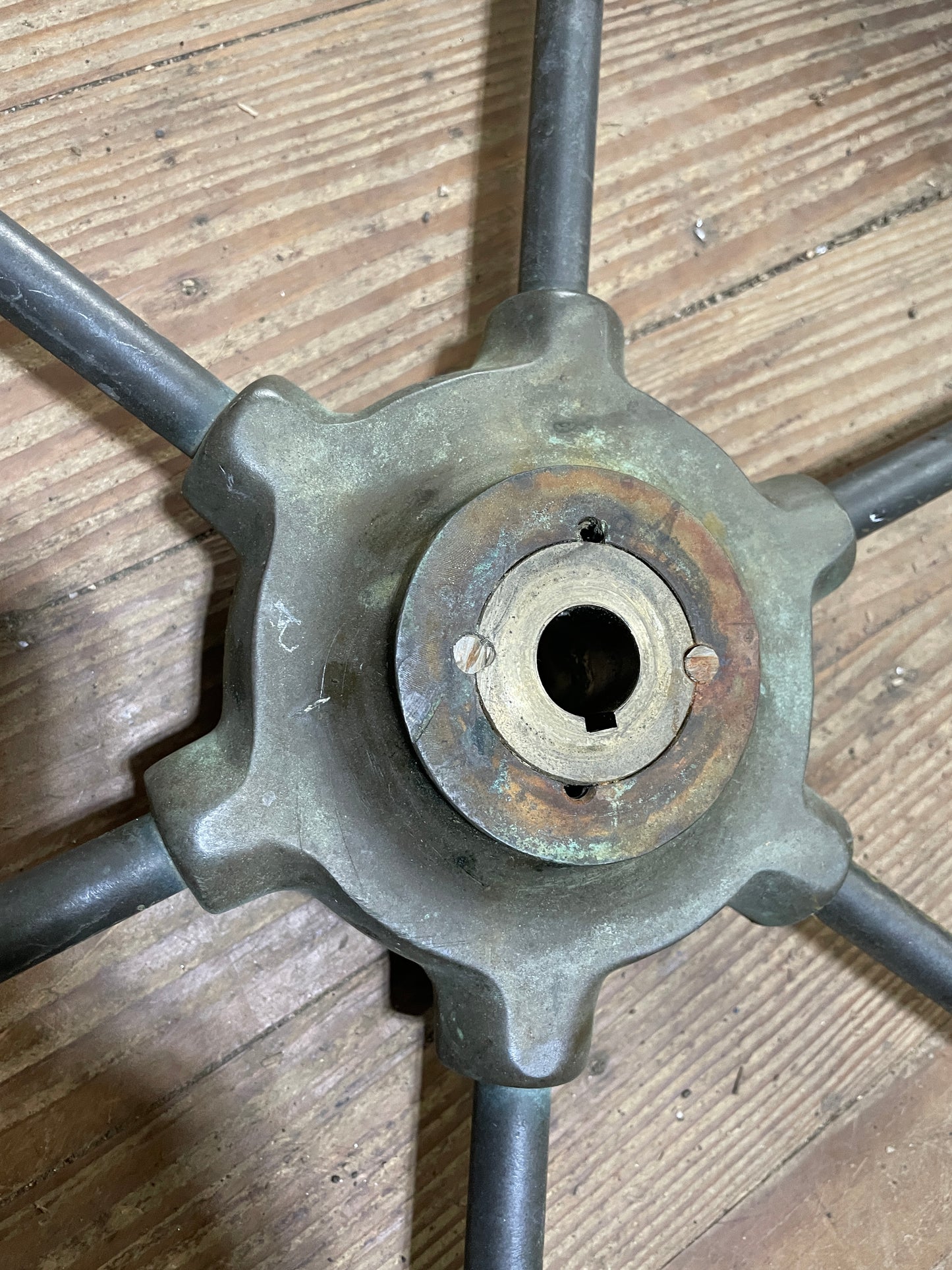 32 1/2" Lunenburg FDRY CO LTD Solid Bronze 6 Spoke Wheel With 5/8" Straight Keyed Shaft