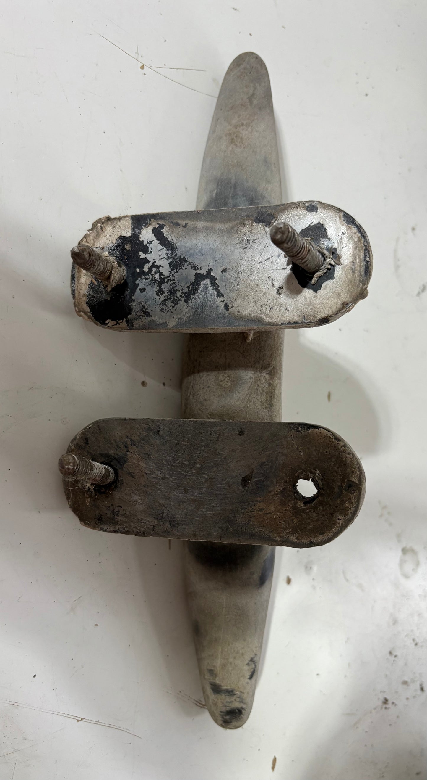 Aluminum Hollow Cleat 9 3/4"