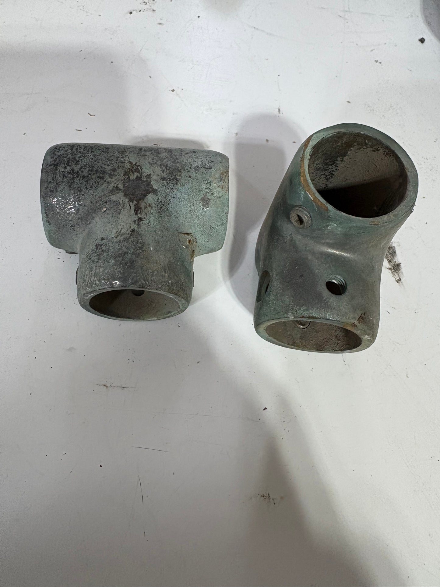 PAIR Bronze 90 Degree T Elbow