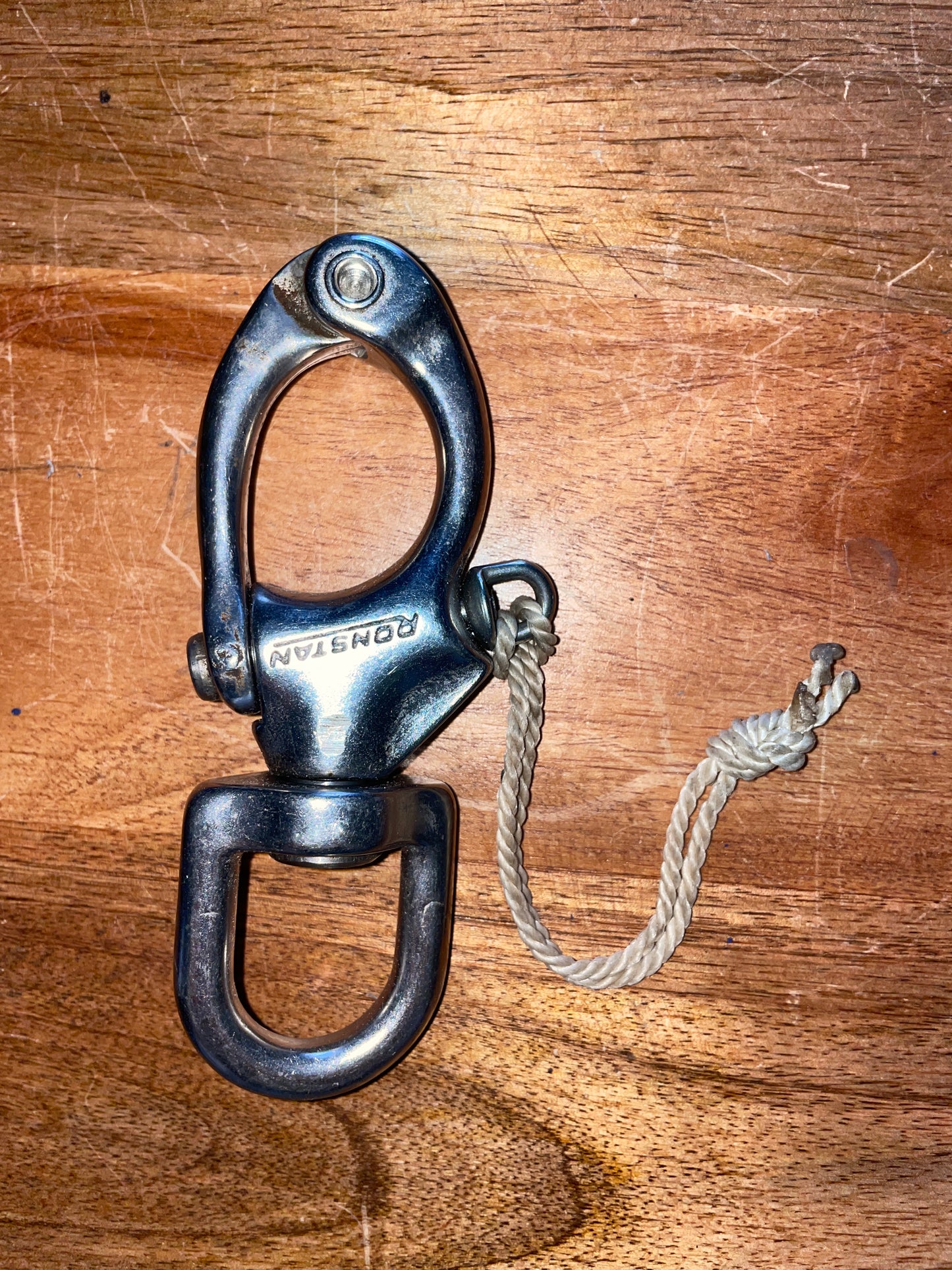 Large Ronstan Swivel Bail Shackle - 7/8” Eye
