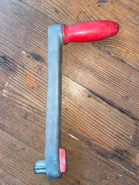 Titan Floating Winch Handle- 8”