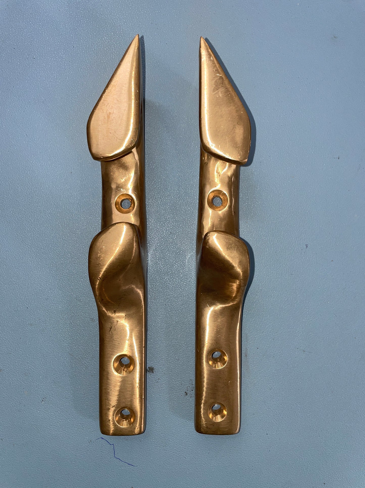 PAIR Port & Starboard Bow Chocks - HM10935