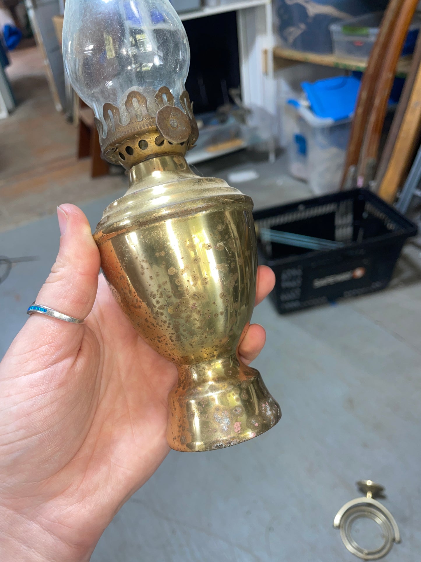 10" Tall Oil Lamp - 1934 Eisenhower 50'