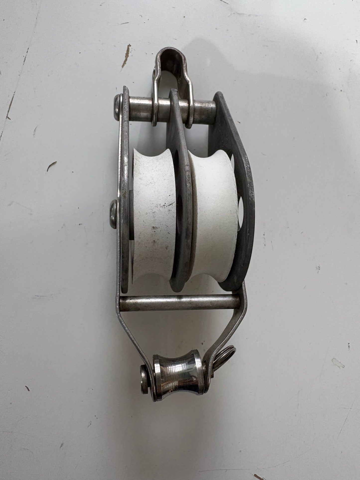 Schaefer Double Fixed Block 2" Sheave 3/8" line with Beckett