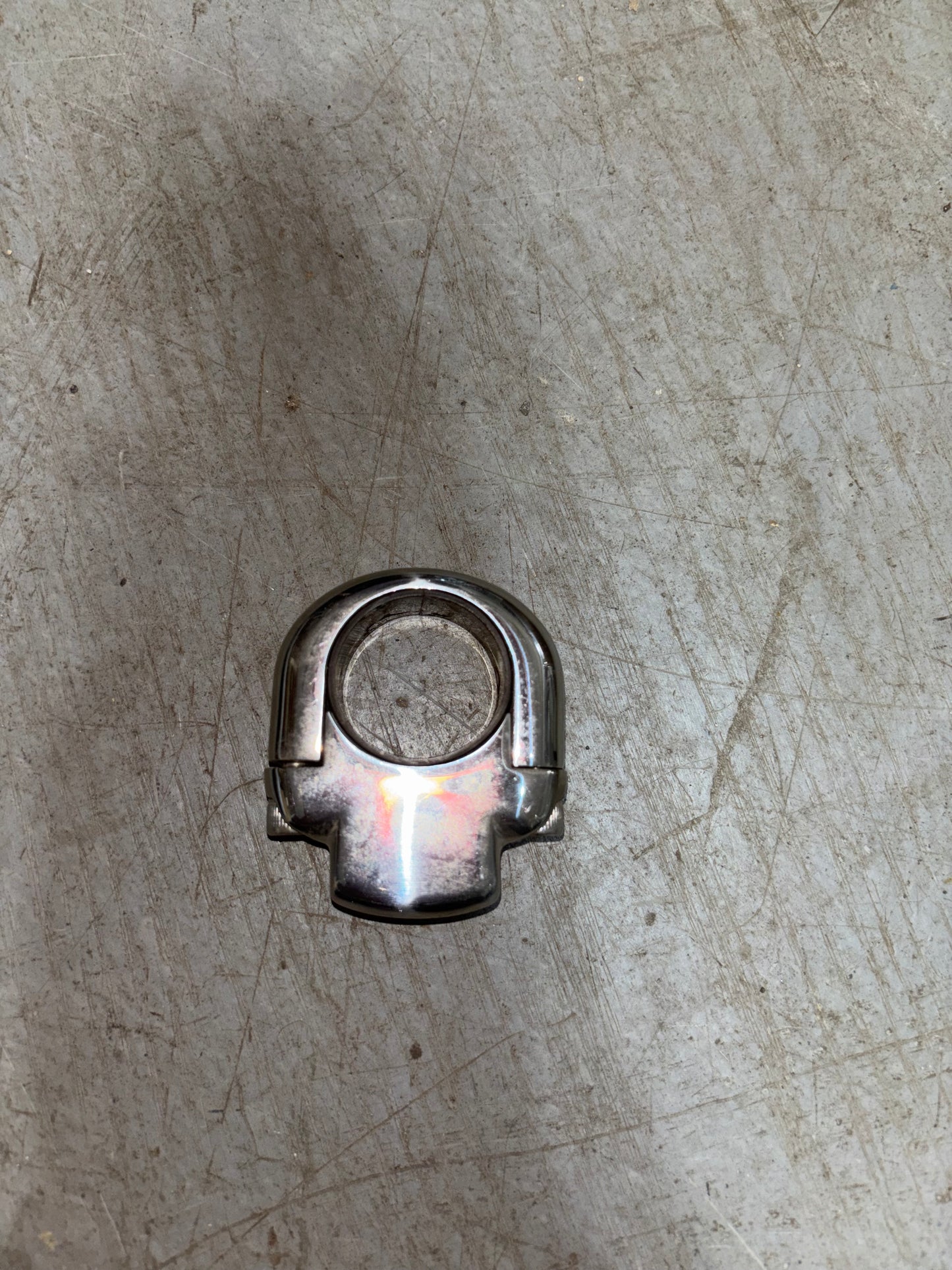 Edson Universal Clamp On Table Mounting Hardware