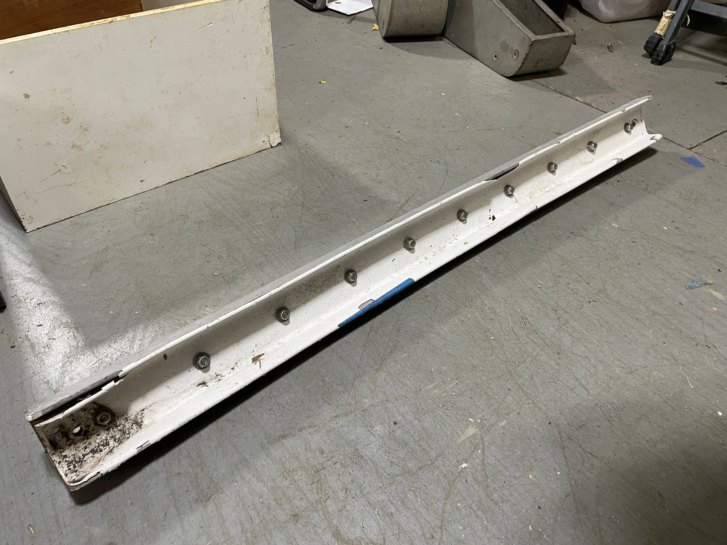 Stainless Steel 39 5/8" Long - 1" Track ON Steel Curved Riser