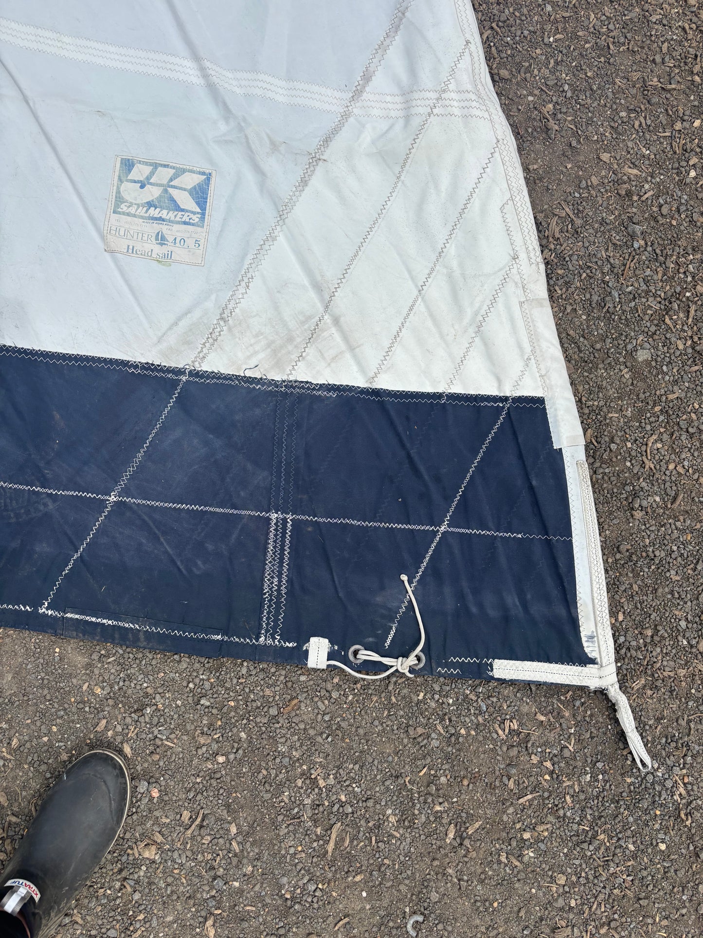 Hunter 40.5 Roller Furling Genoa Sail - 44’ 7” x 48’ 6” x 18’ 4”