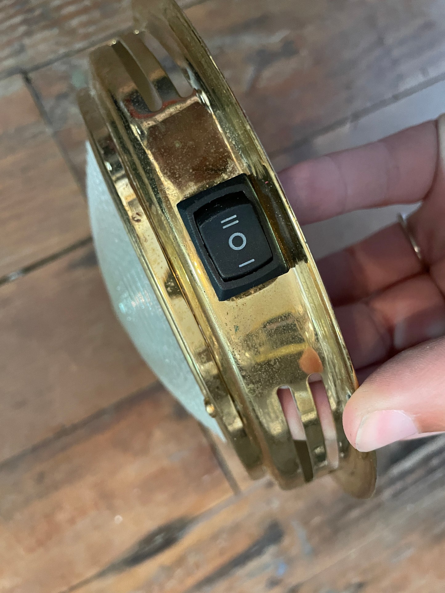 Gold Interior Light- 6 3/4”- UNTESTED