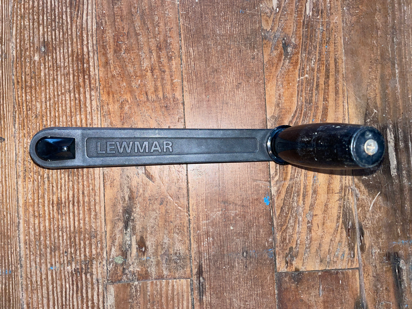 Plastic Lewmar Locking Winch Handle- 9”