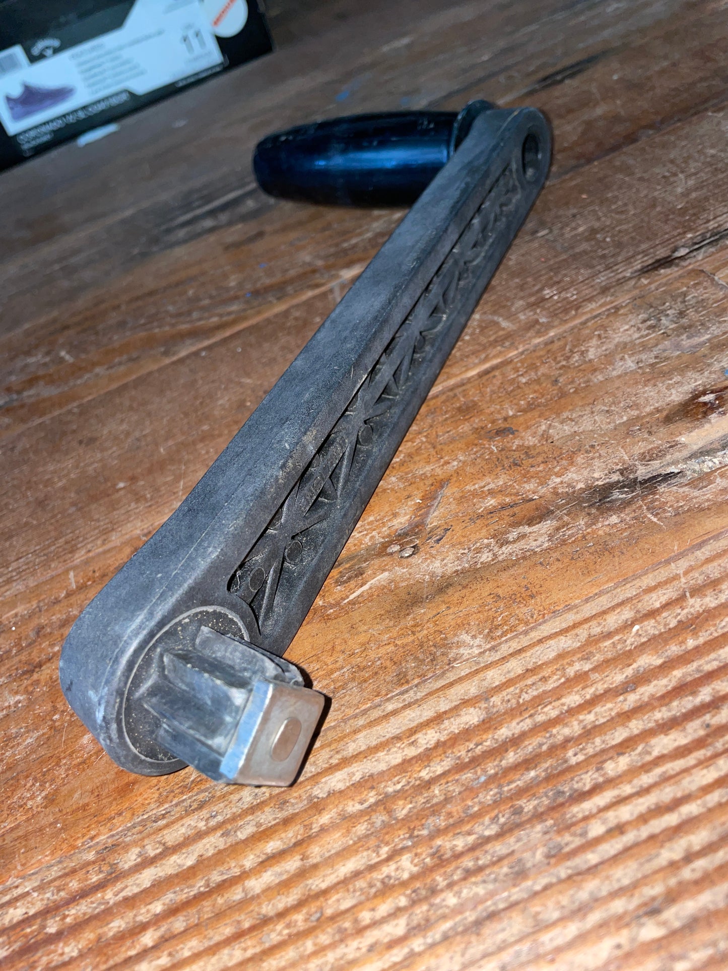 Plastic Lewmar Locking Winch Handle- 9”