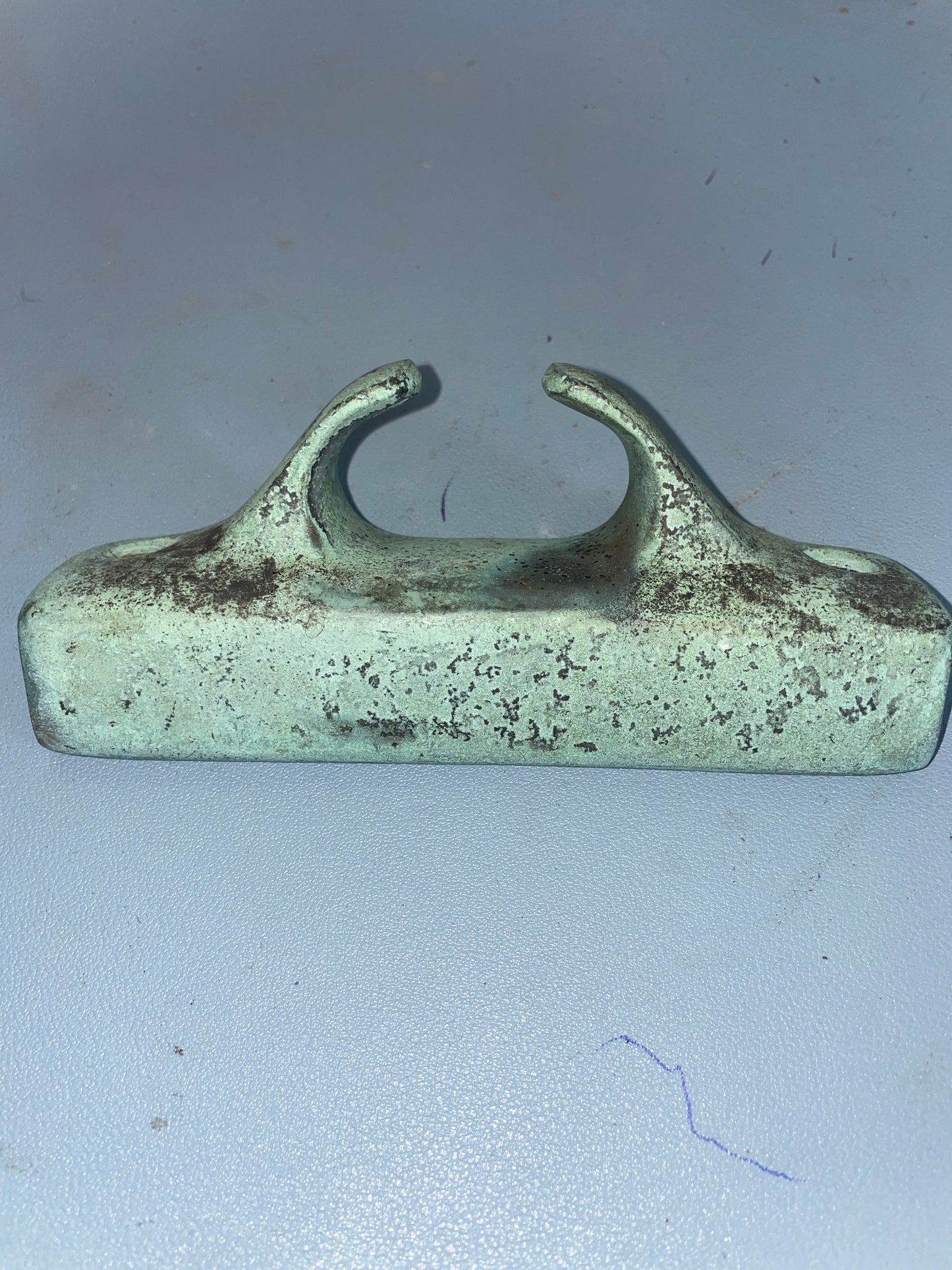 Vintage Bronze Rail Mount Chock Cleat - 5 3/4" Long