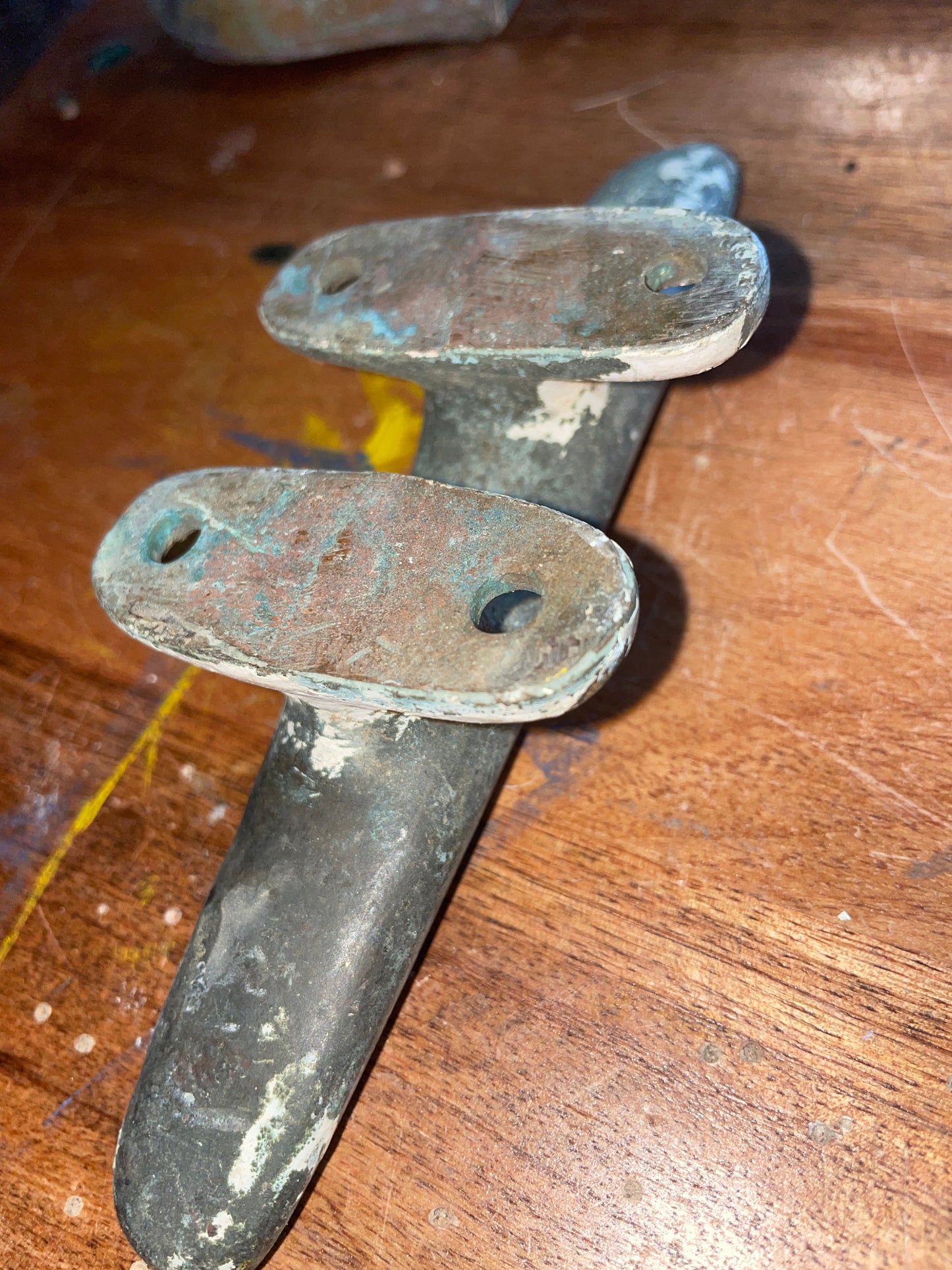 Single Merriman 6 1/4” Bronze Cleat