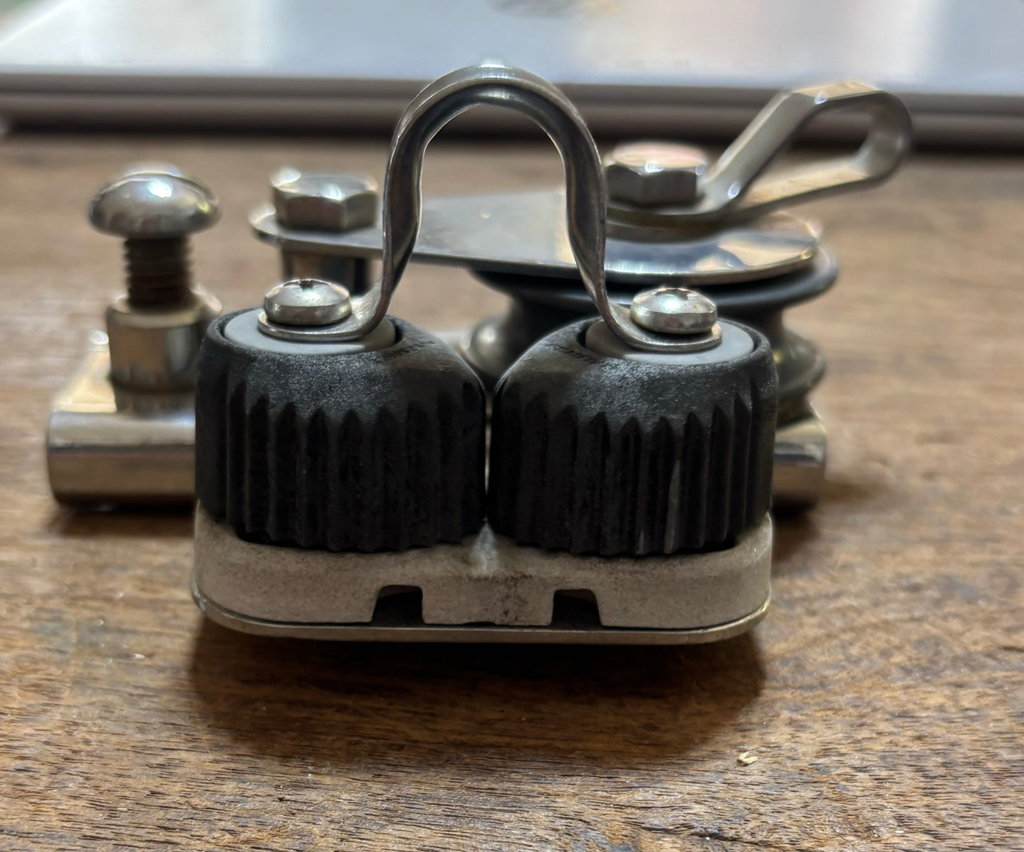 Stainless Steel Screw Top Track Car Single Block With Ronstan Cam Cleat - 1 1/4” Track