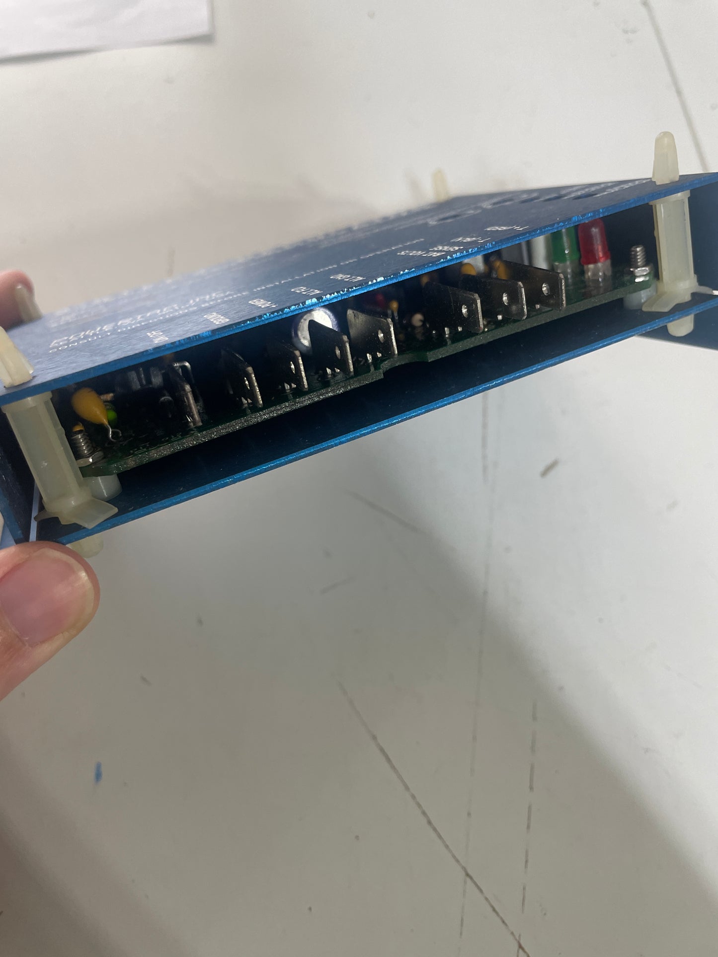 3 Step & Regulator MODEL 213+