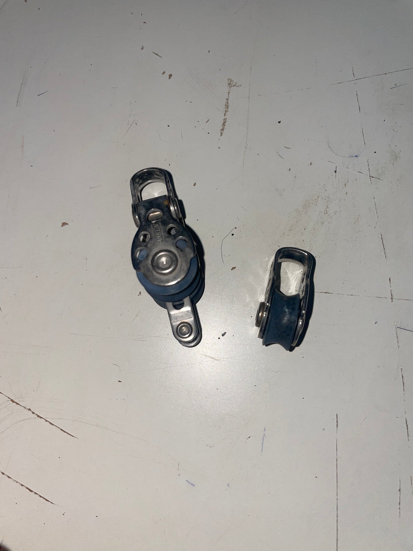 Micro Harken Single & Double With Becket - 5/8" Sheave - 3/16" Line