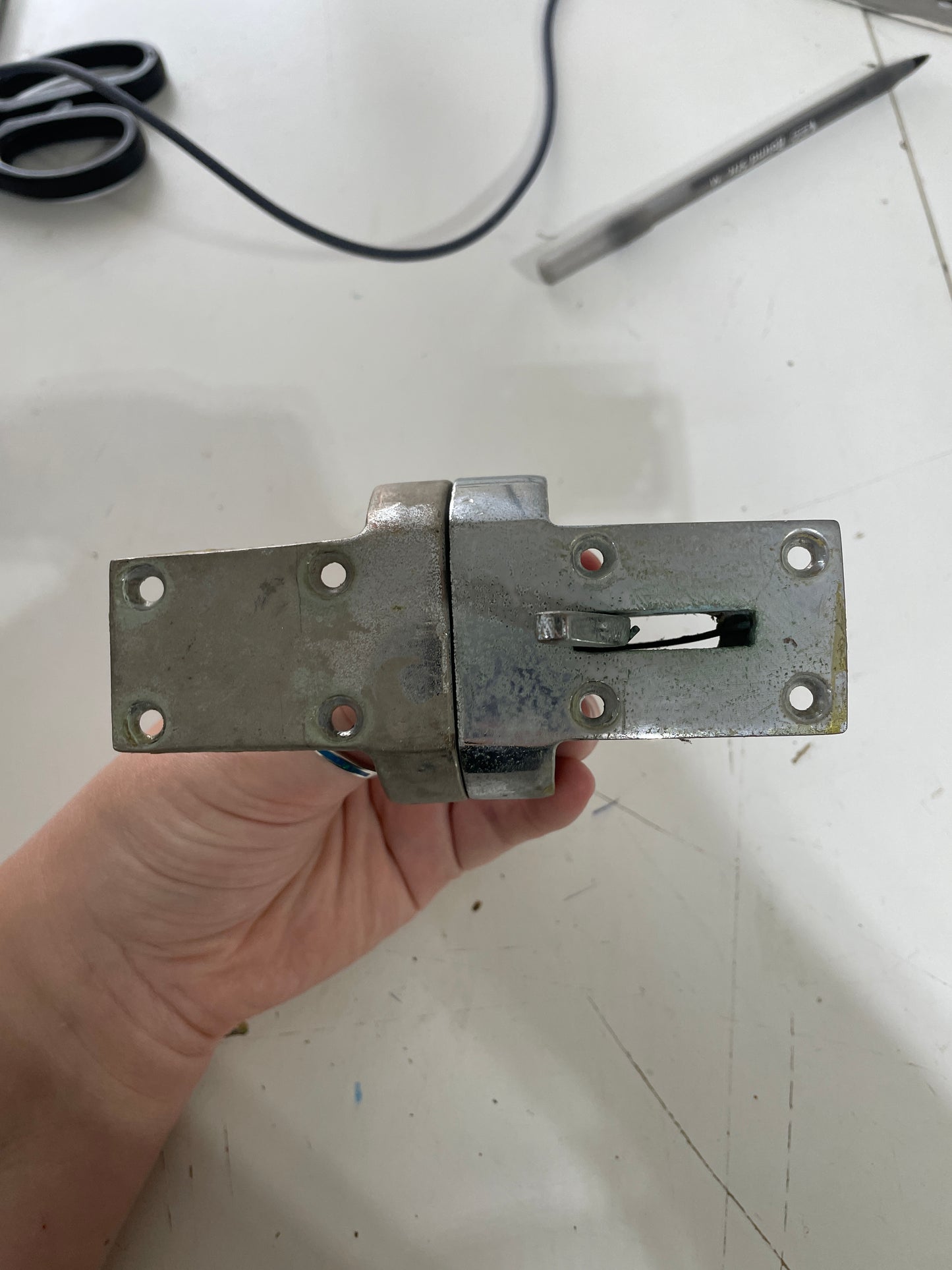 Perko 185-1M Chromed Bronze Latching Hinge