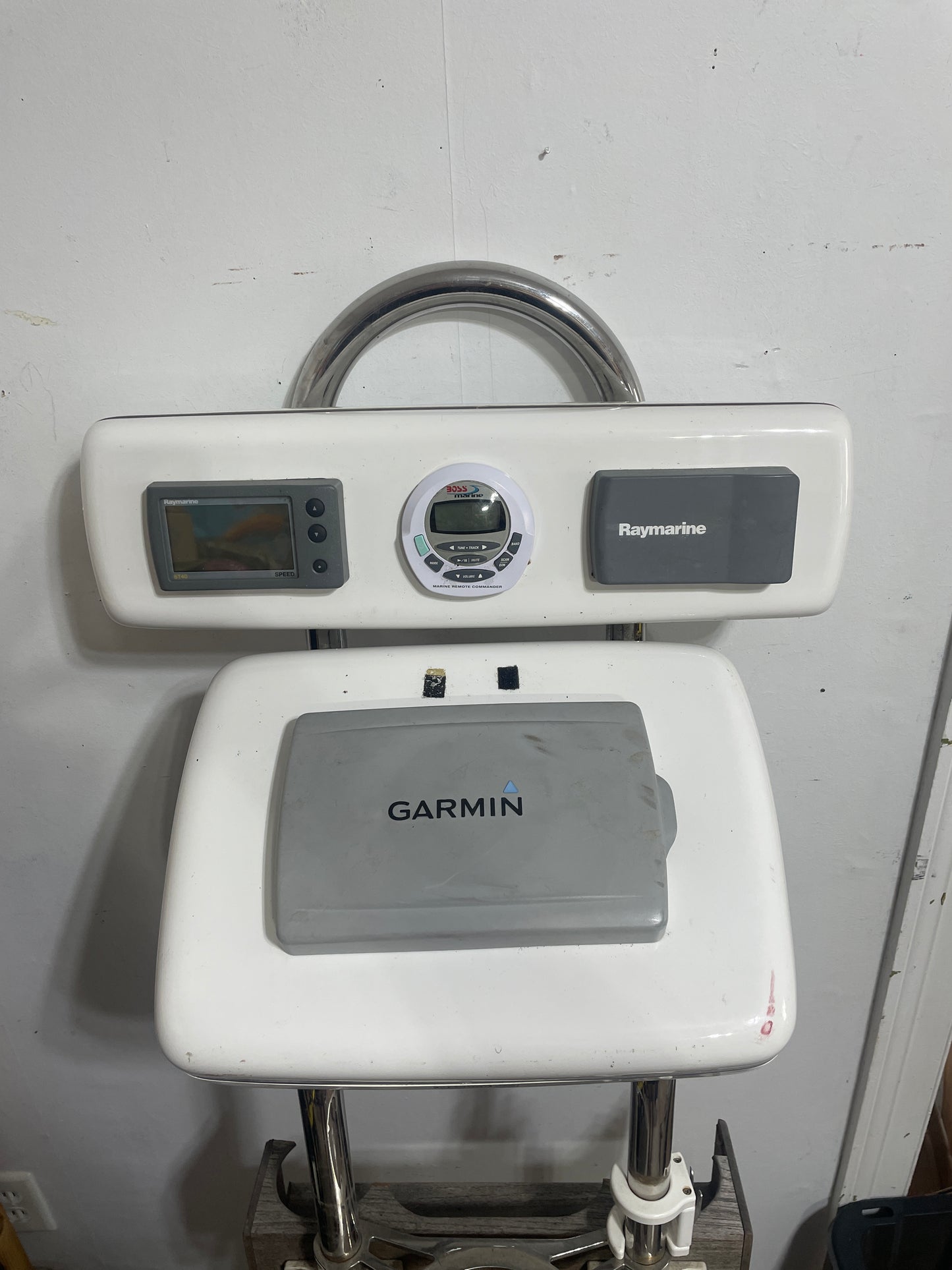60" Tall Bent Pedestal Guard With Garmin & Raymarine Electronics