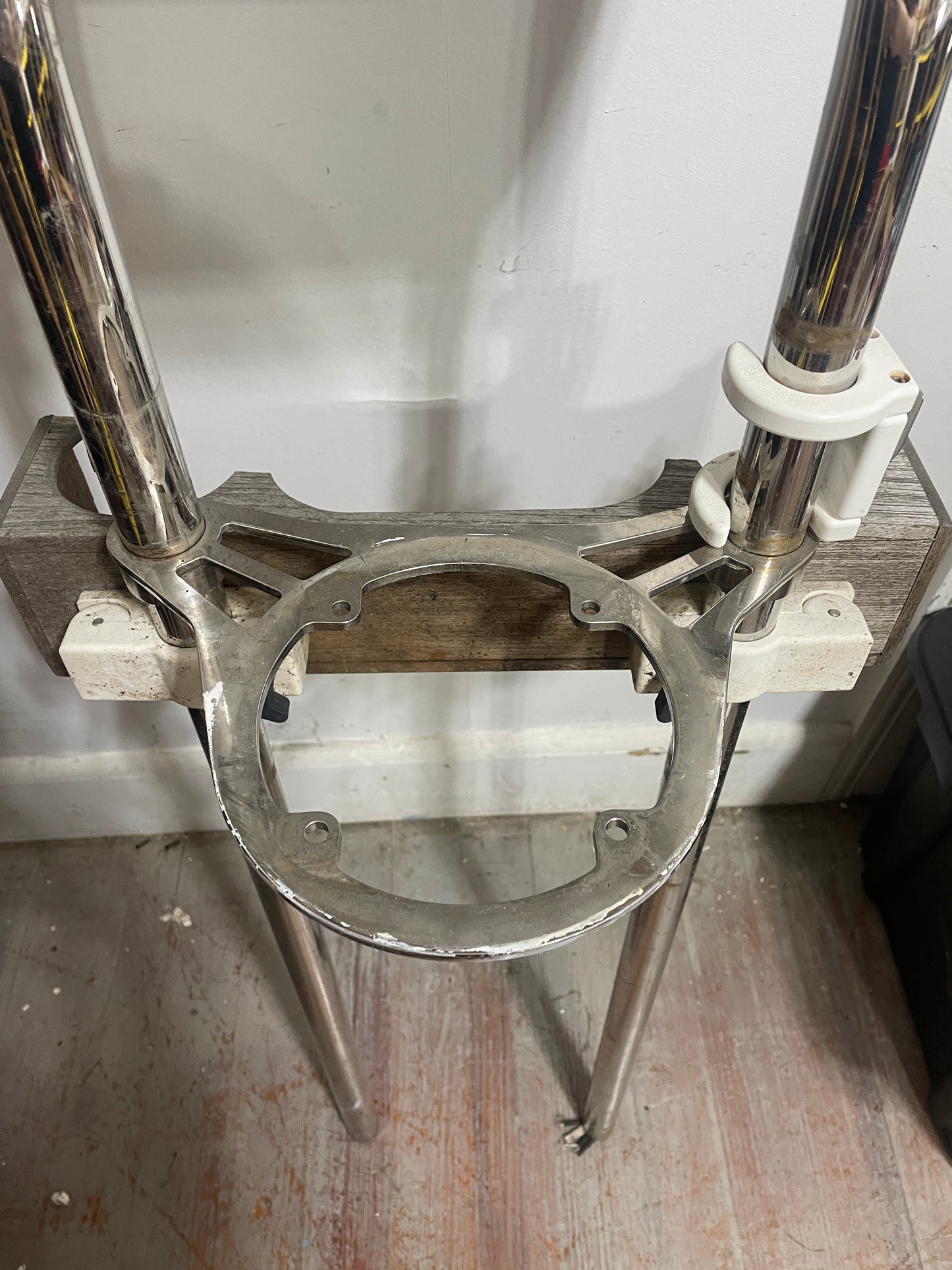 60" Tall Bent Pedestal Guard With Garmin & Raymarine Electronics