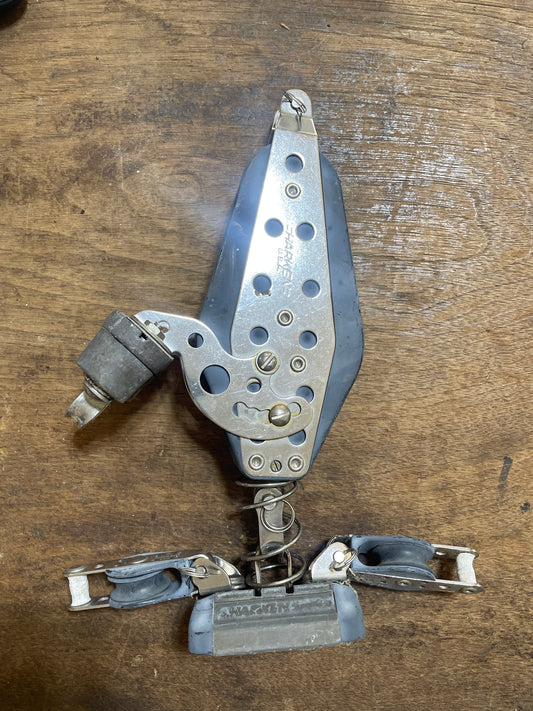 all Harken Fiddle Block With Cam Cleat & Beckett - 1" Track Car With 2 Single Blocks