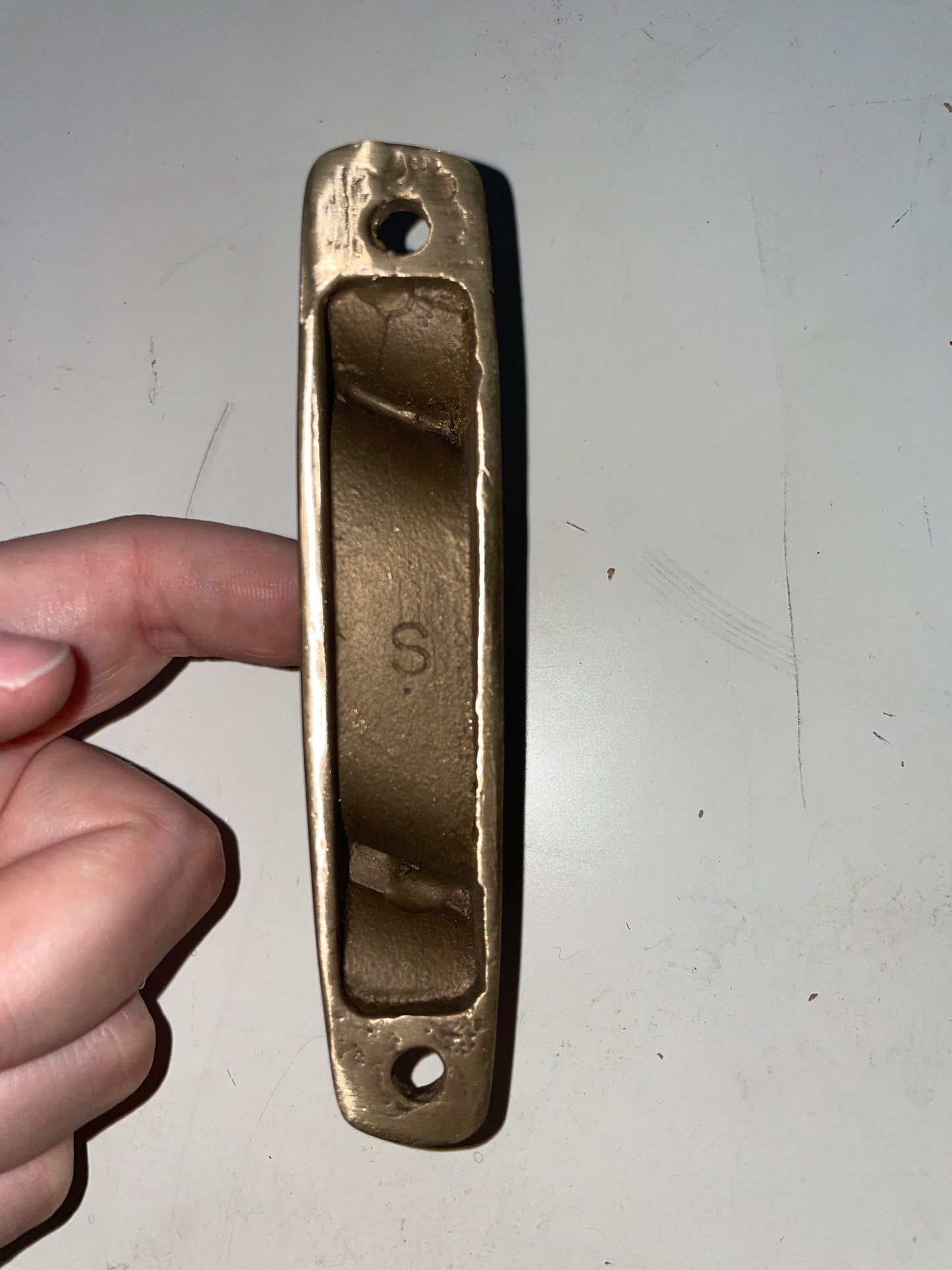 bottom STARBOARD 4 3/4" Hollow Skeene Chock Cleat