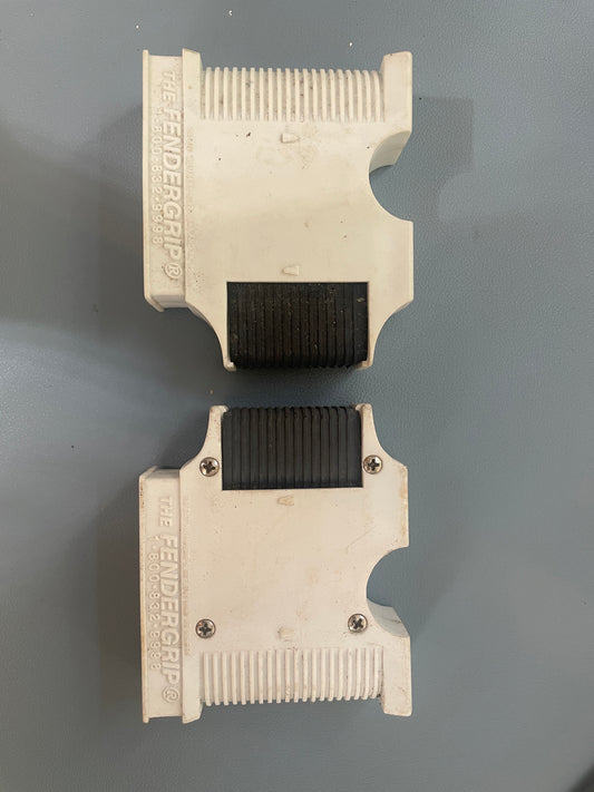 side PAIR "The Fendergrips" - 9/16" Line