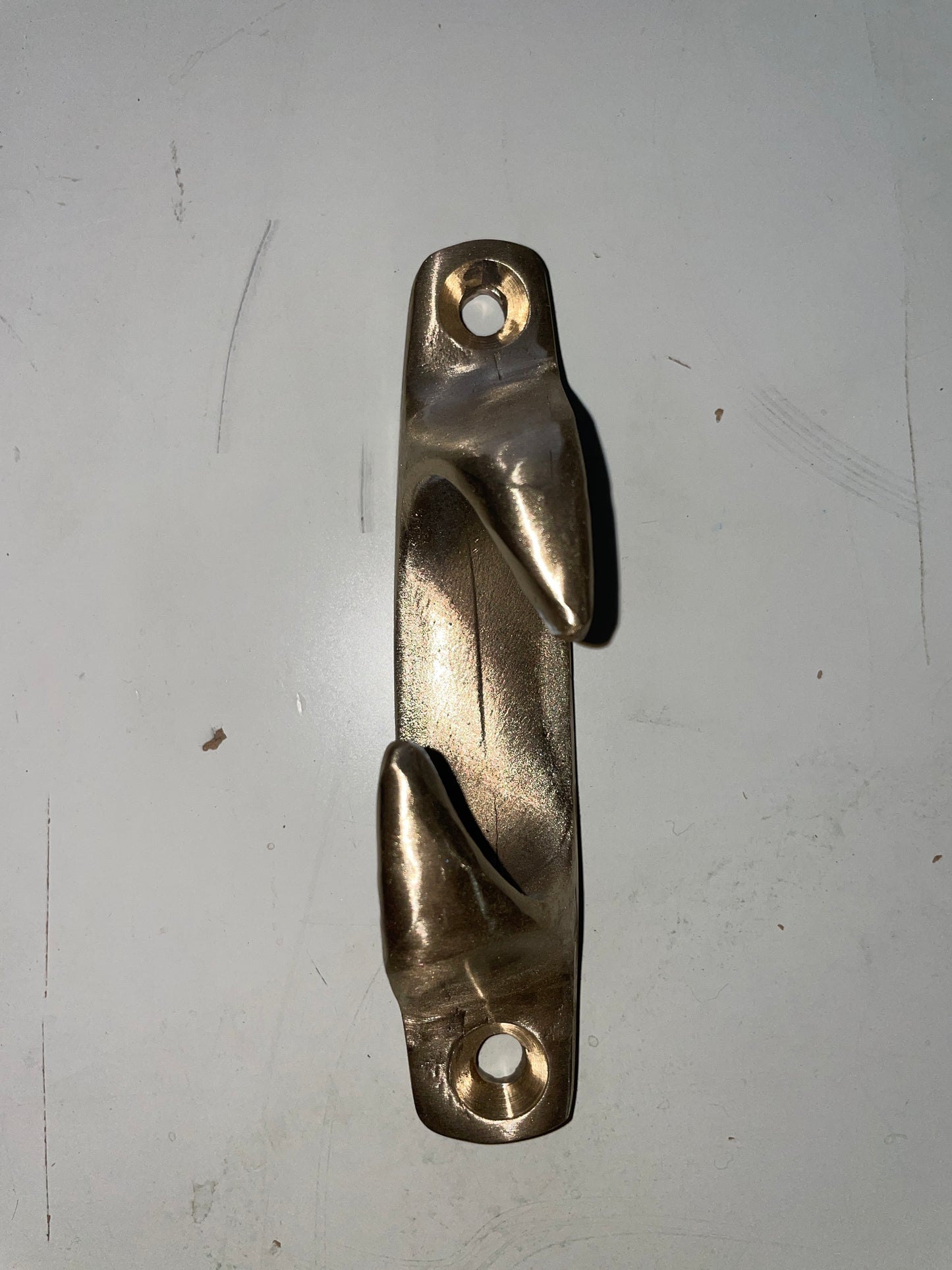 top STARBOARD 4 3/4" Hollow Skeene Chock Cleat