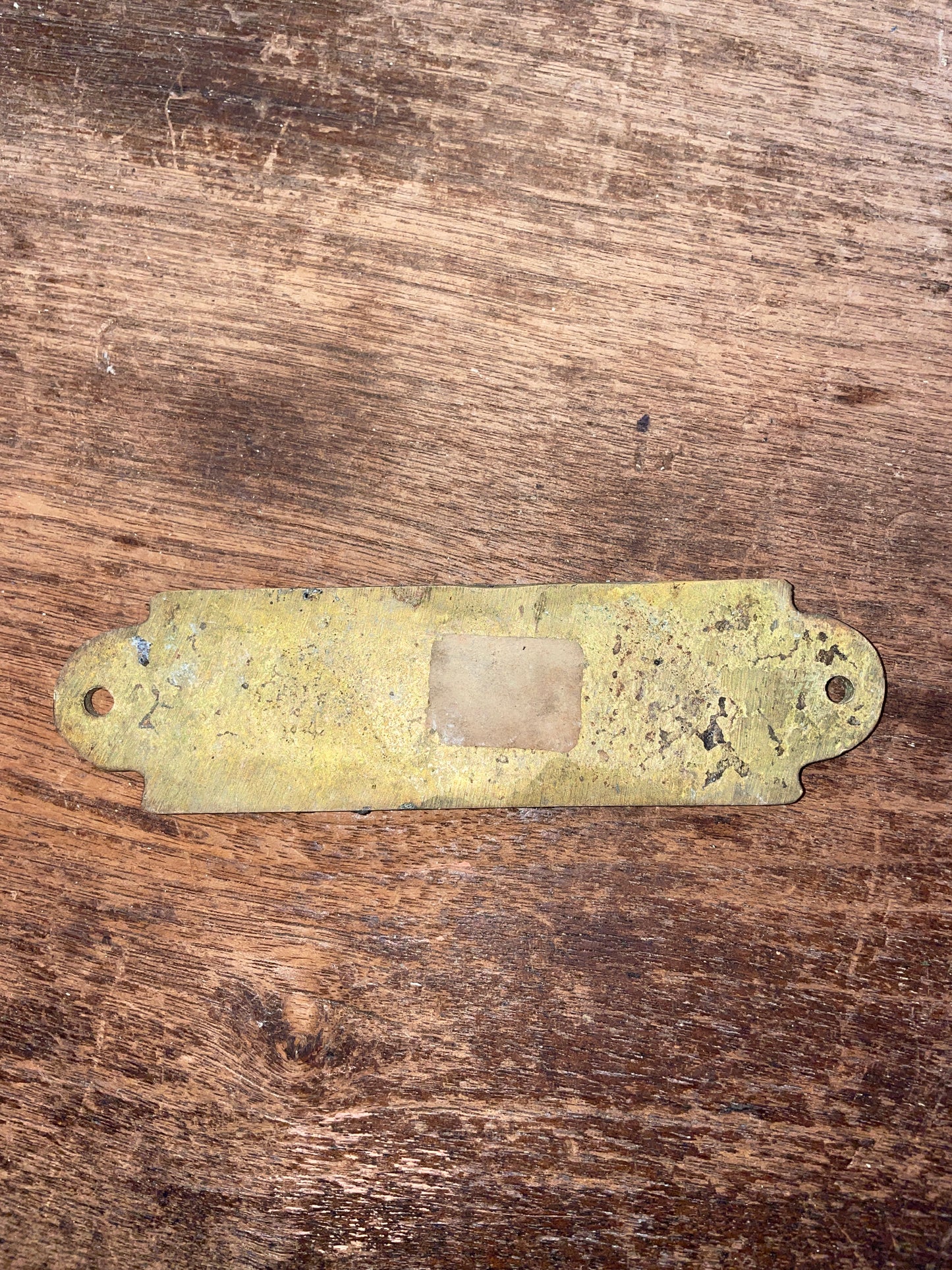 Brass NR. 100 Plaque