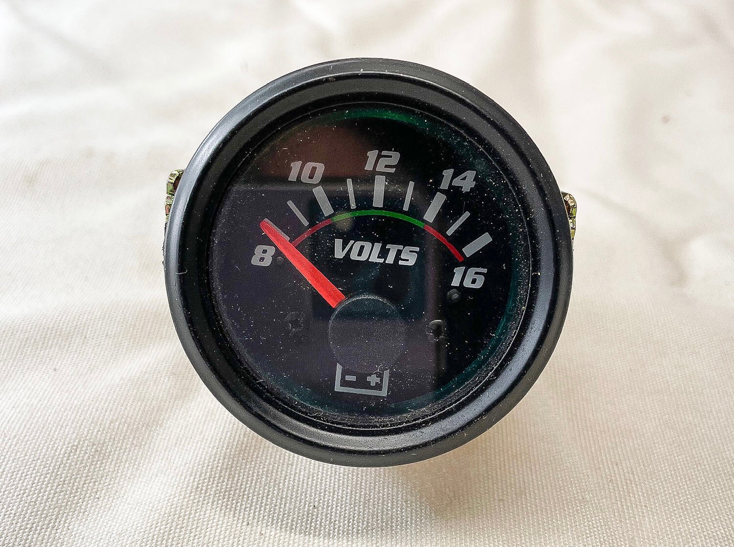 2 1/4” Voltmeter Gauge 8-16V