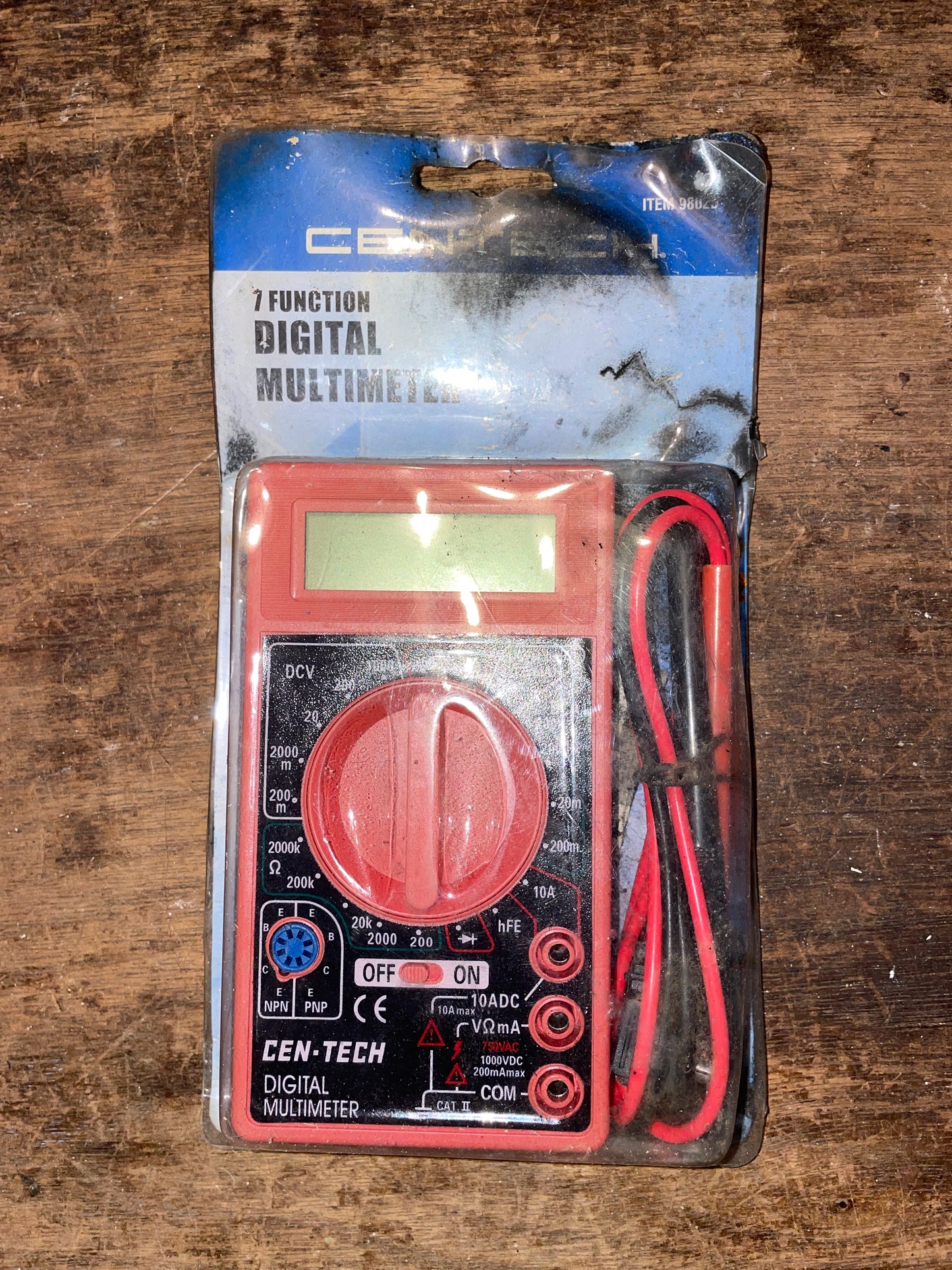 Cen-Tech 7 Function Digital Multimeter