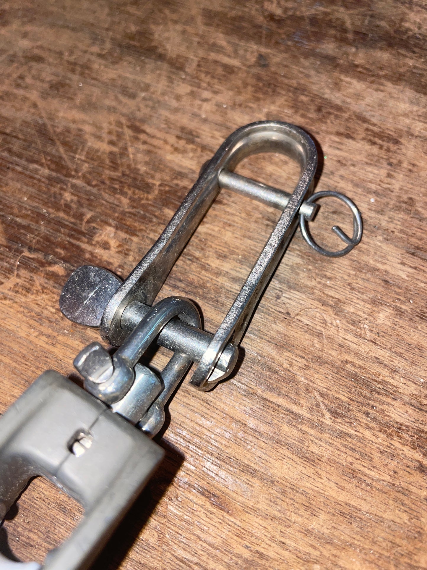 Lewmar Single 1 3/4” Sheave Swivel Block- 3/8” Line