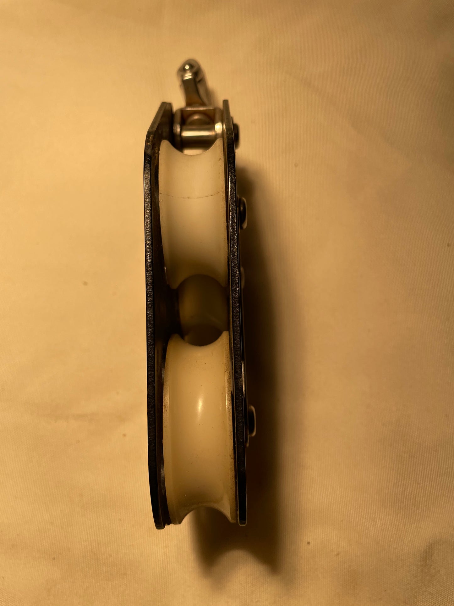 Schaefer Swivel Fiddle Block -4 1/8” Widest 2 3/4” Smallest Sheave (5/8” Line)