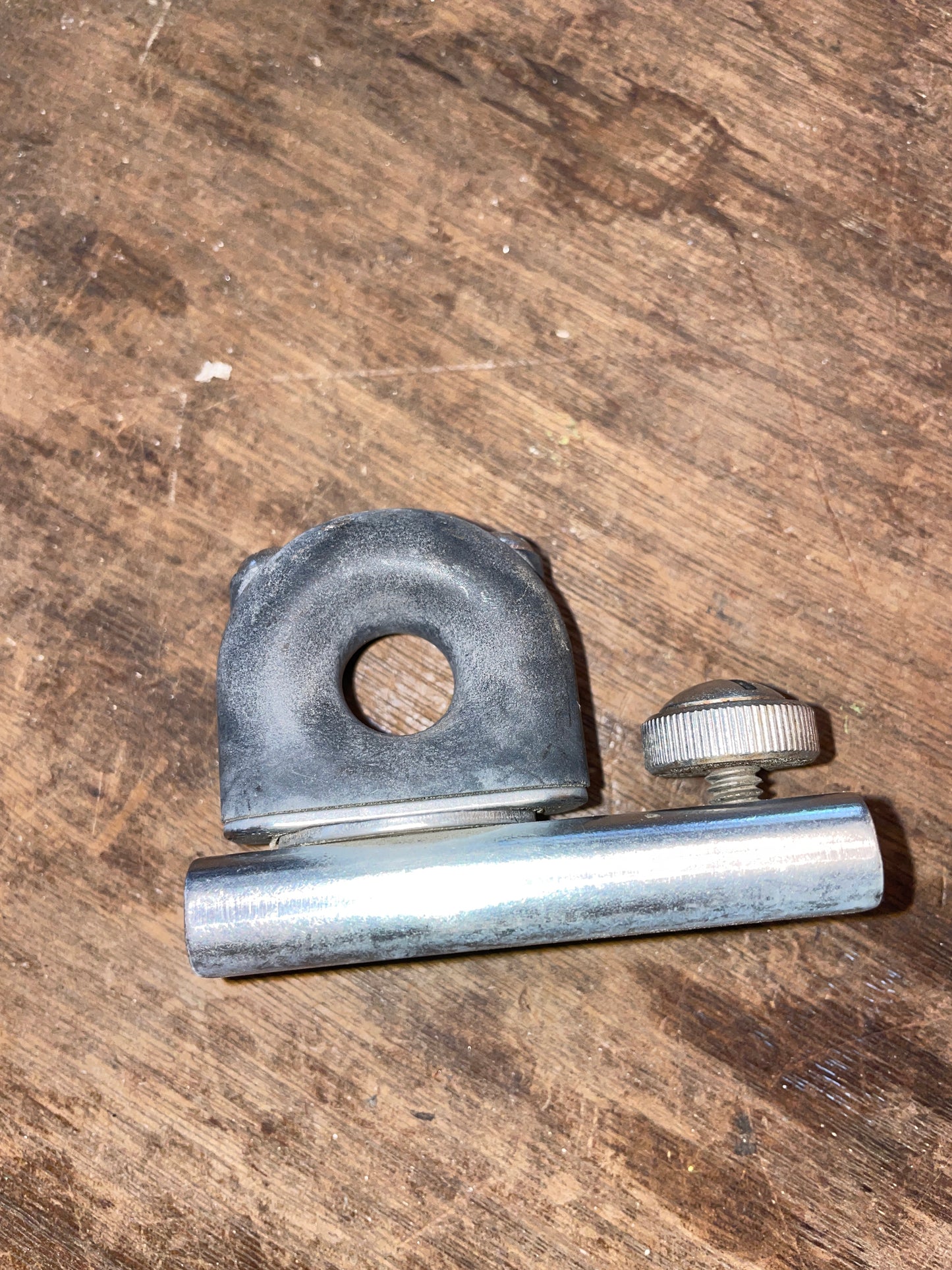 Mariner 1/2” Rope Guide On 1” Screw Top Track Car