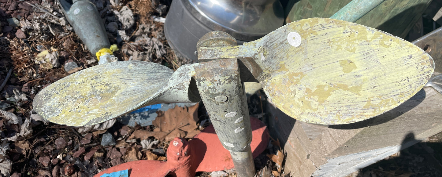 Folding Propeller RH17D x 12P With 1 3/8” Shaft