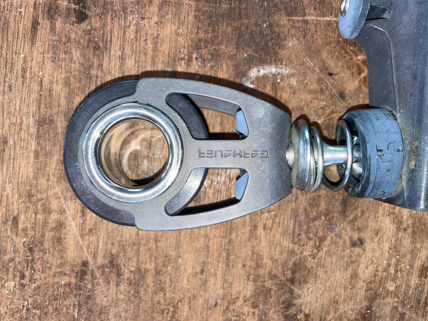 Garhauer Single Block 2” Sheave Spring Loaded 1” Spring Top Track Car