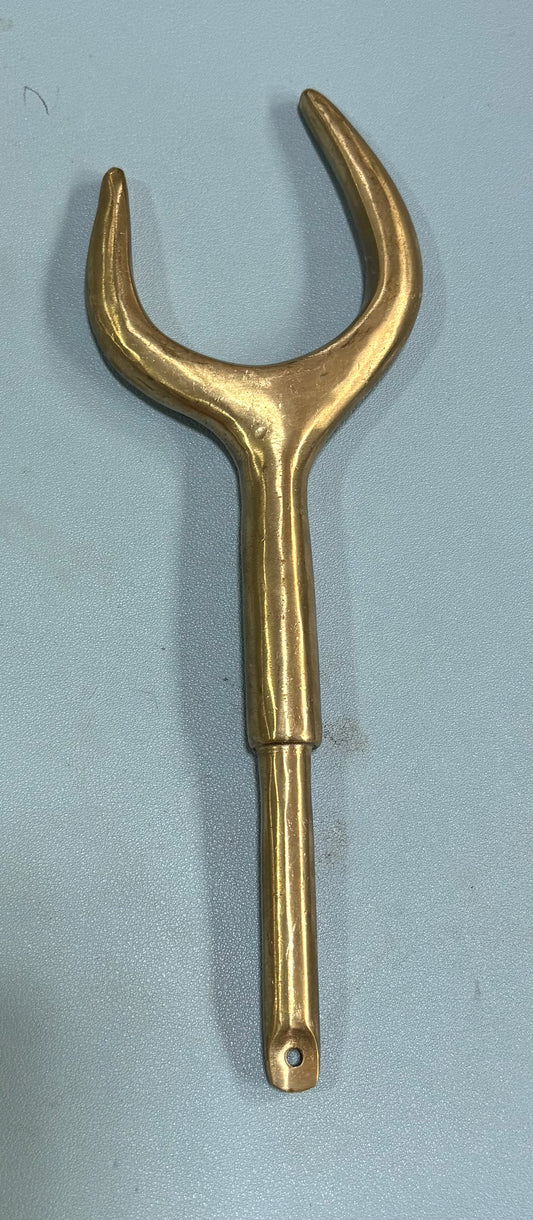 Bronze Raised Traditional  Oar Lock 
