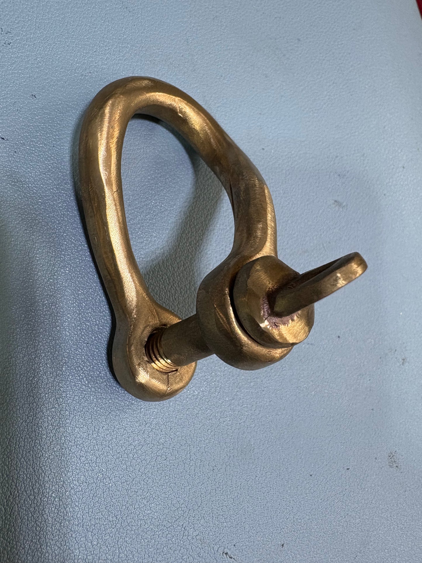 Bronze Twisted Shackle 