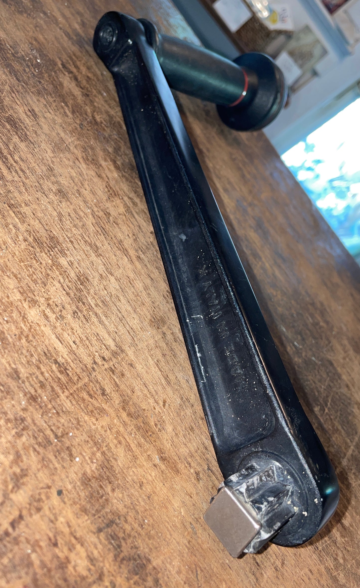 Harken 11 1/2” Long Locking Winch Handle