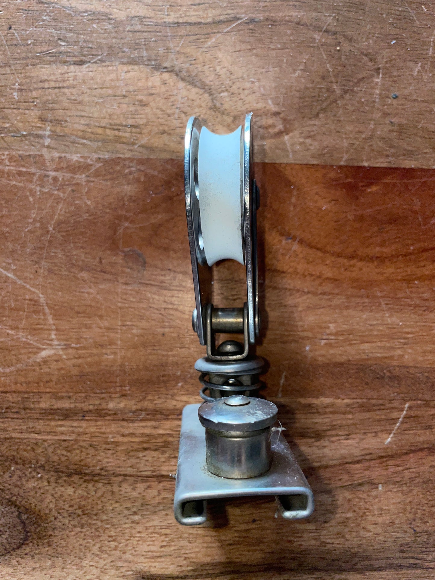 Small Schaefer 1” Pull Top Track Car 1 5/8” Sheave - 1/4” Line