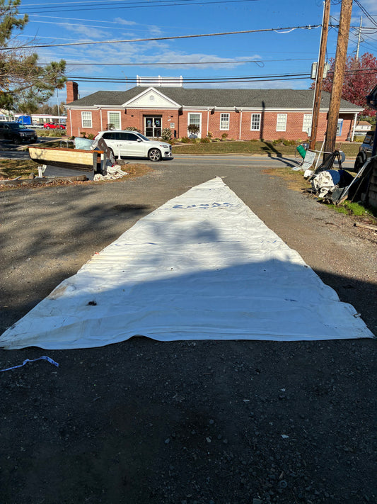 Crealock 37 Main Sail - Luff 40'9" x Leech 42'5" x Foot 11'2"