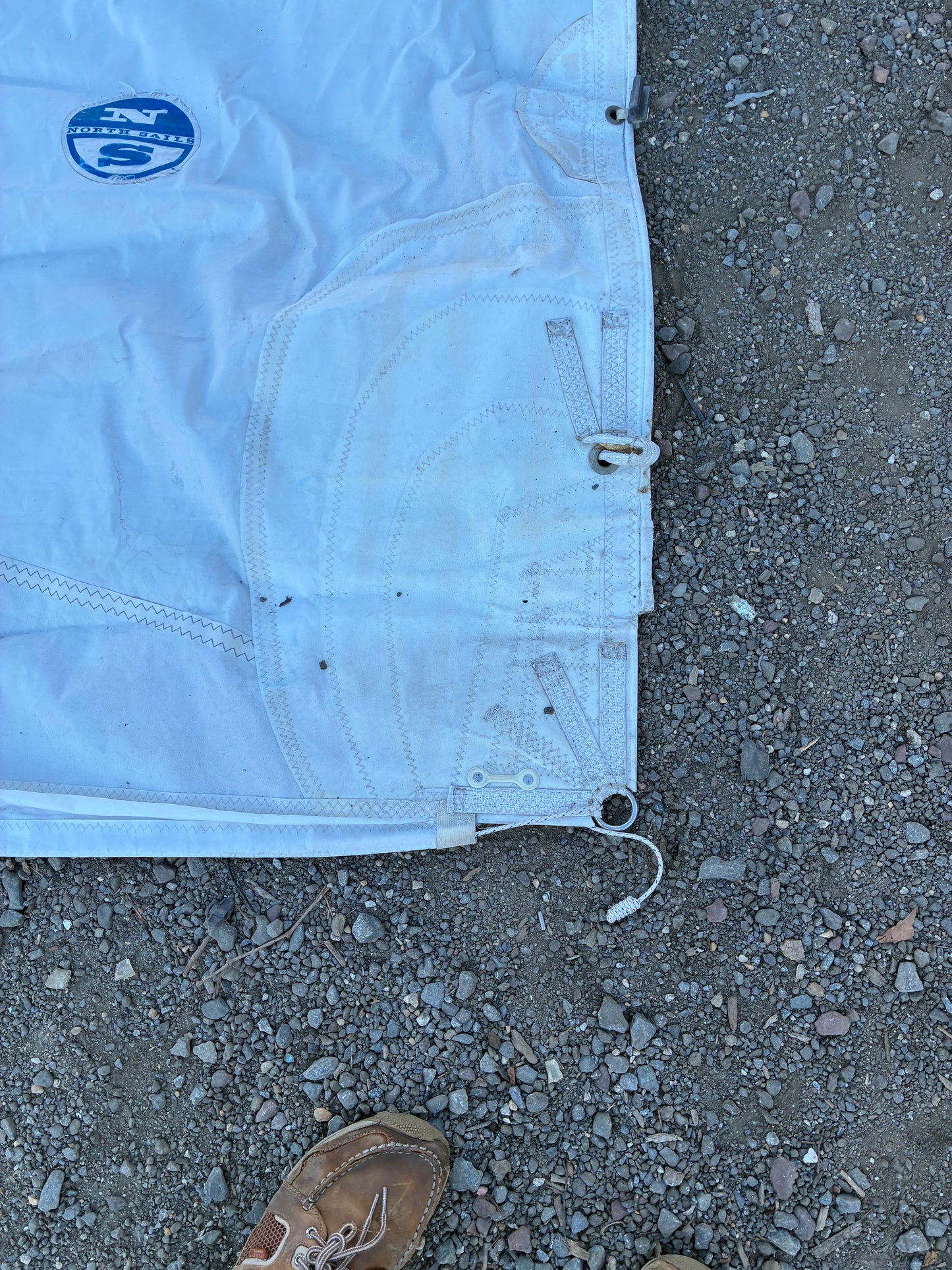 Crealock 37 Main Sail - Luff 40'9" x Leech 42'5" x Foot 11'2"