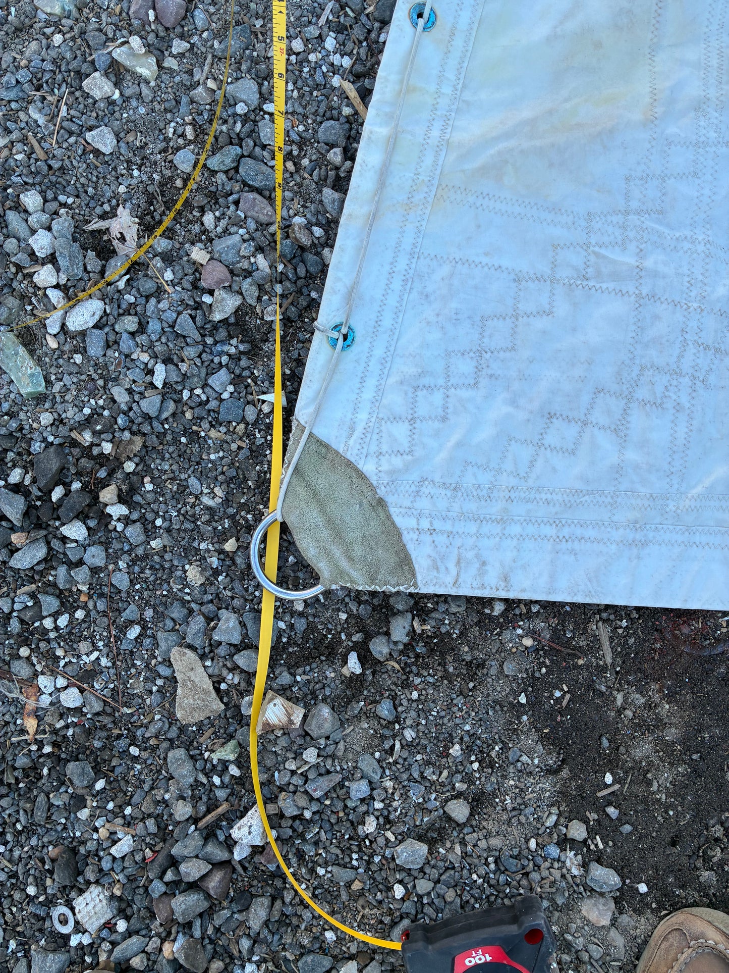 Genoa - Luff 38'9 x Leech 37'9" x Foot 18'9"