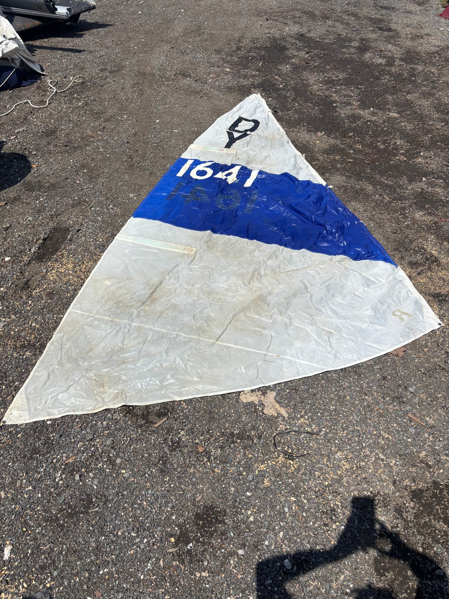 ODAY 26 Small Sail - 12’3” x 10’ x 6’9”